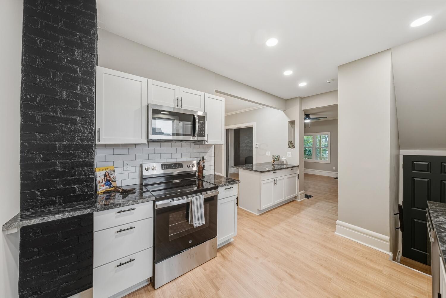 226 Clarendon Avenue, Columbus