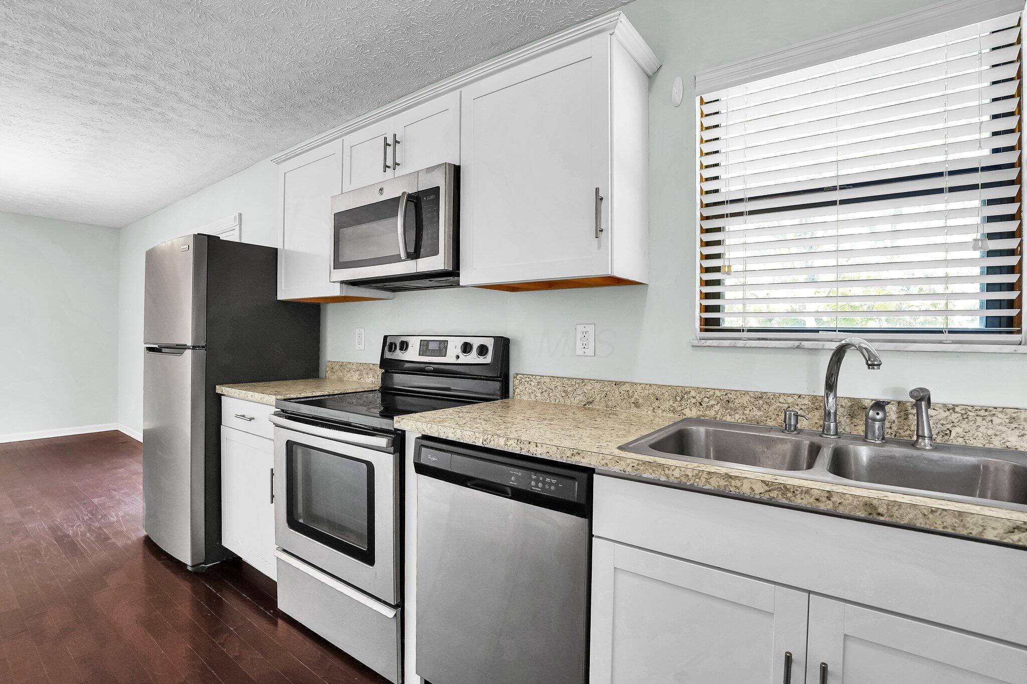 3880 Maidens Larne Drive, Columbus