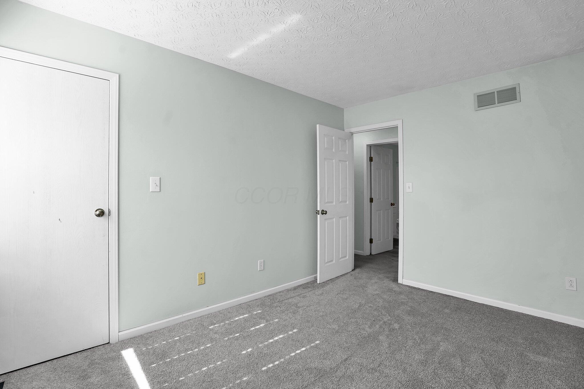 3880 Maidens Larne Drive, Columbus