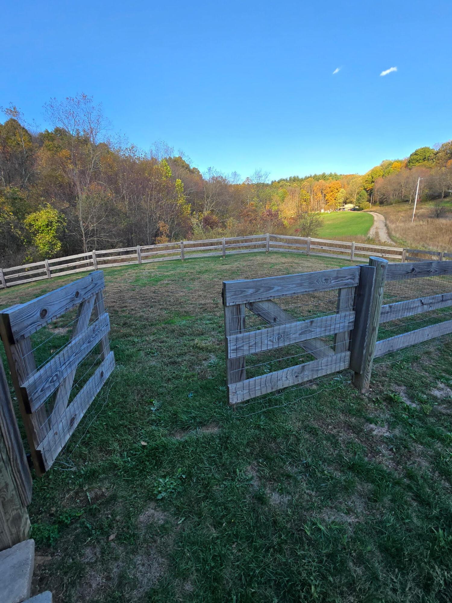 28841 Coshocton Road