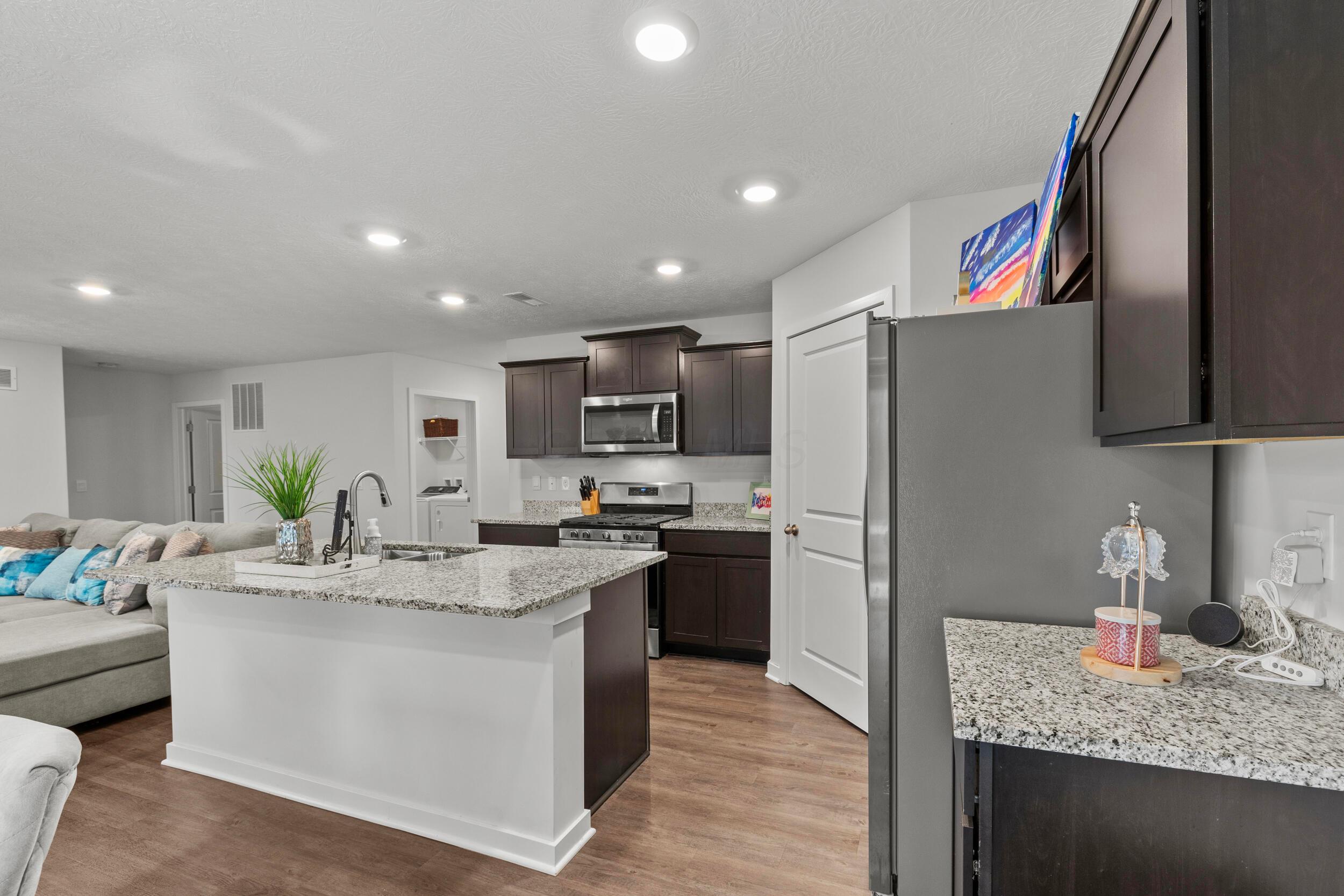 5969 Hollett Drive S