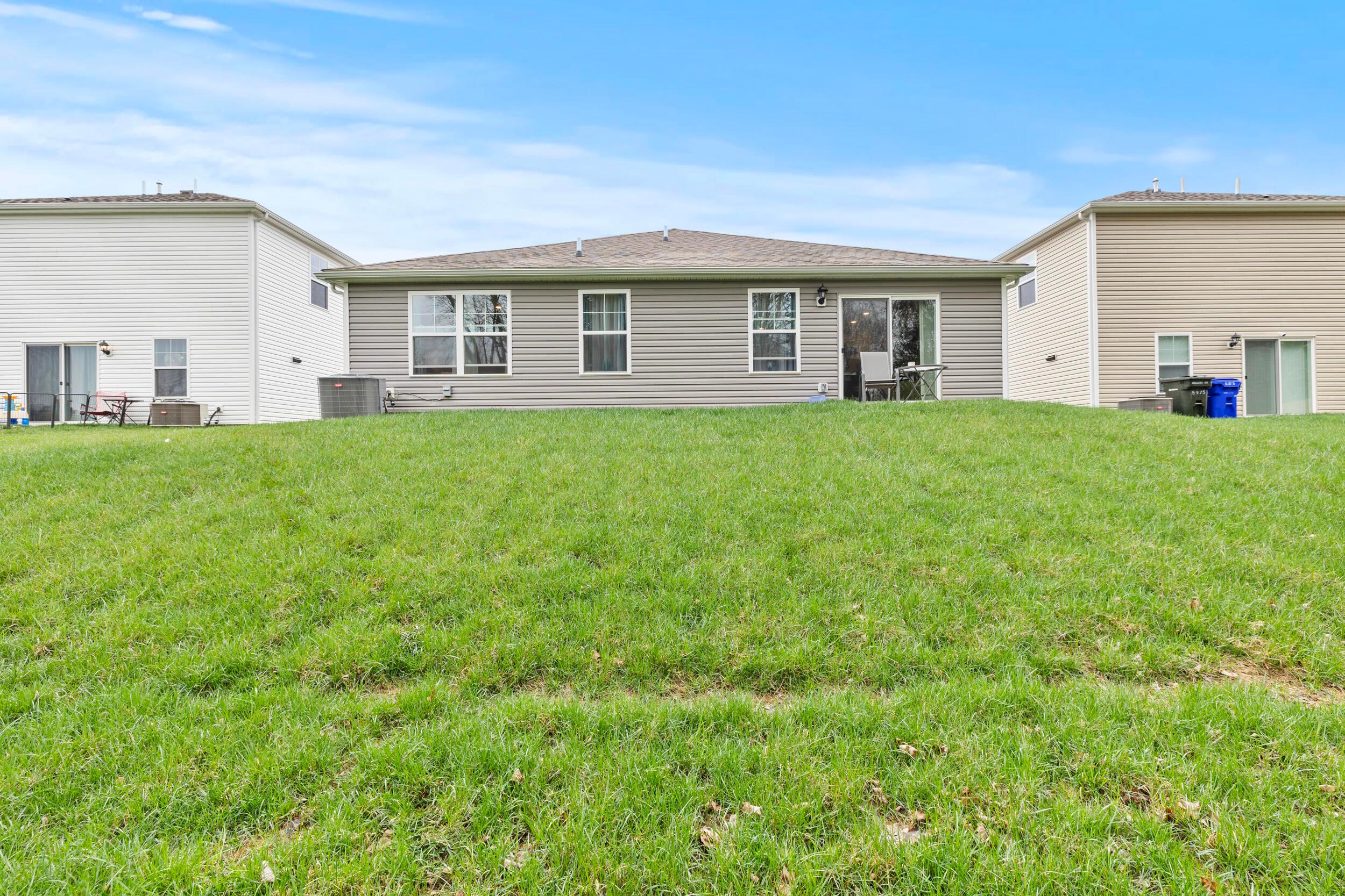 5969 Hollett Drive S