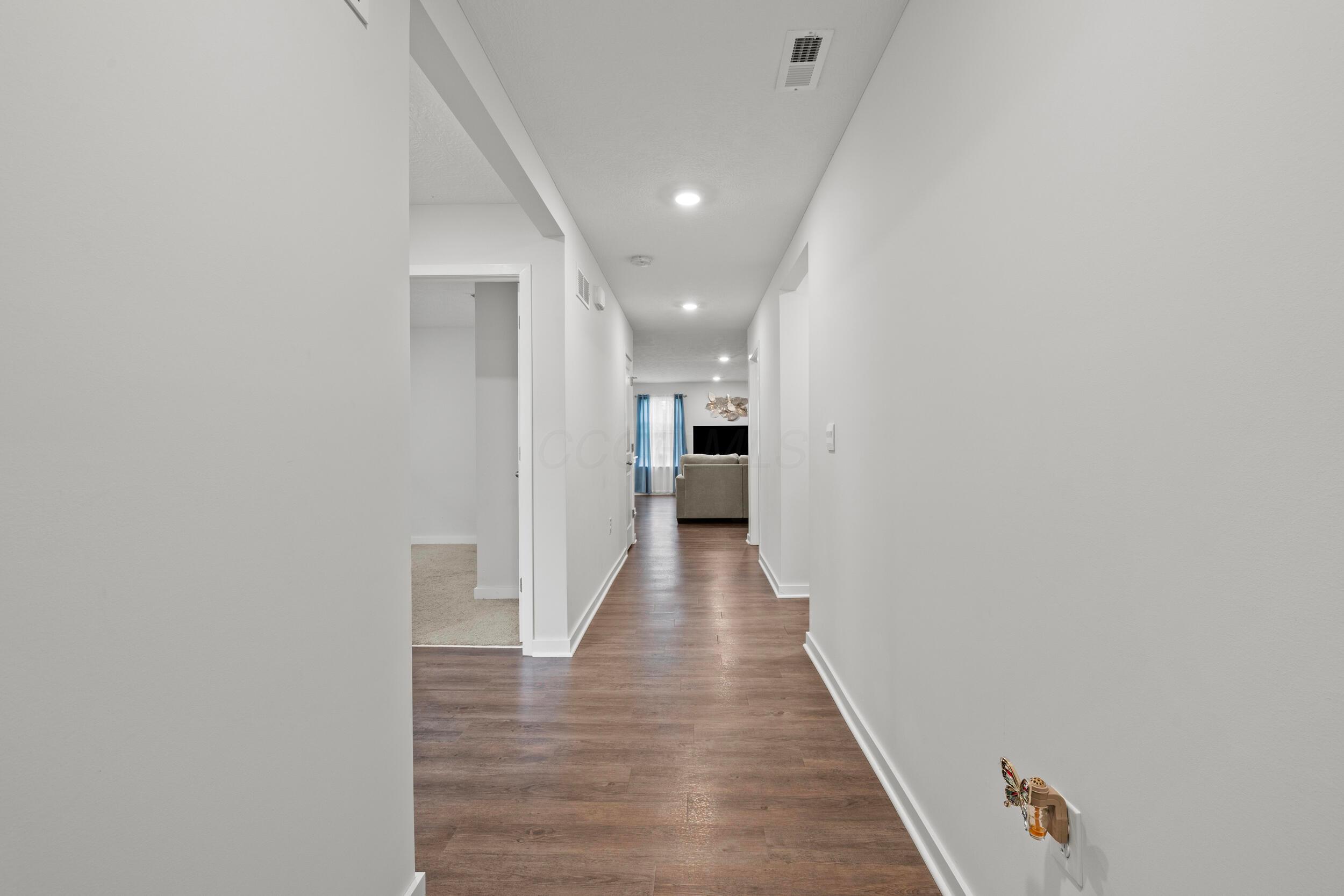 5969 Hollett Drive S