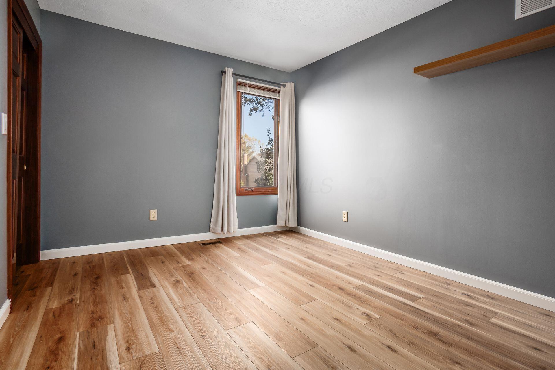 5690 Duddingston Drive