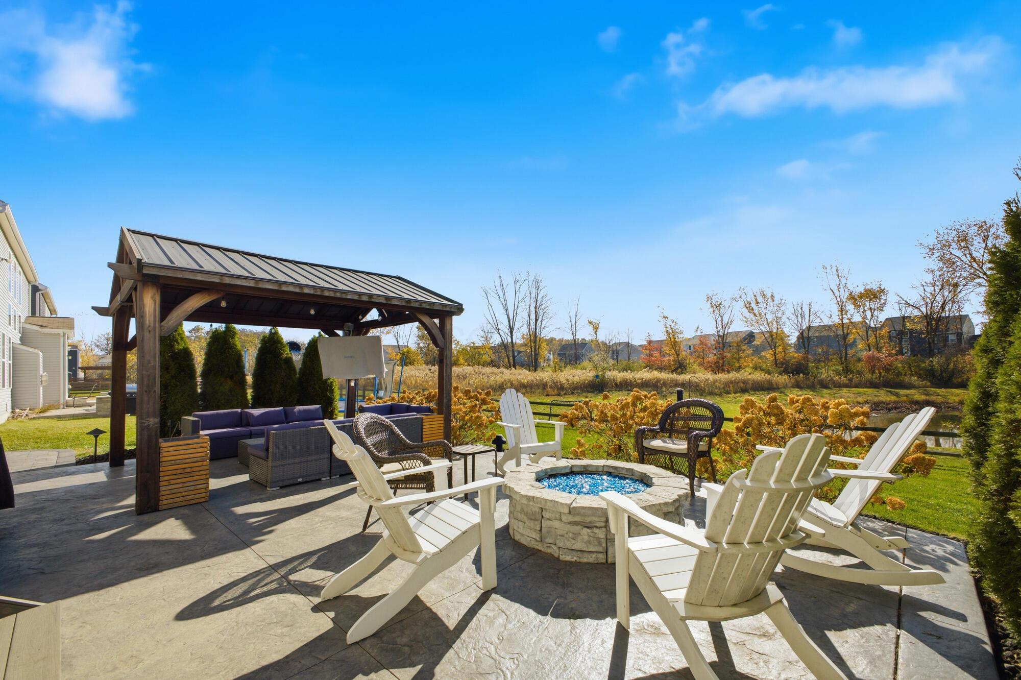 8197 Narrow Leaf Drive