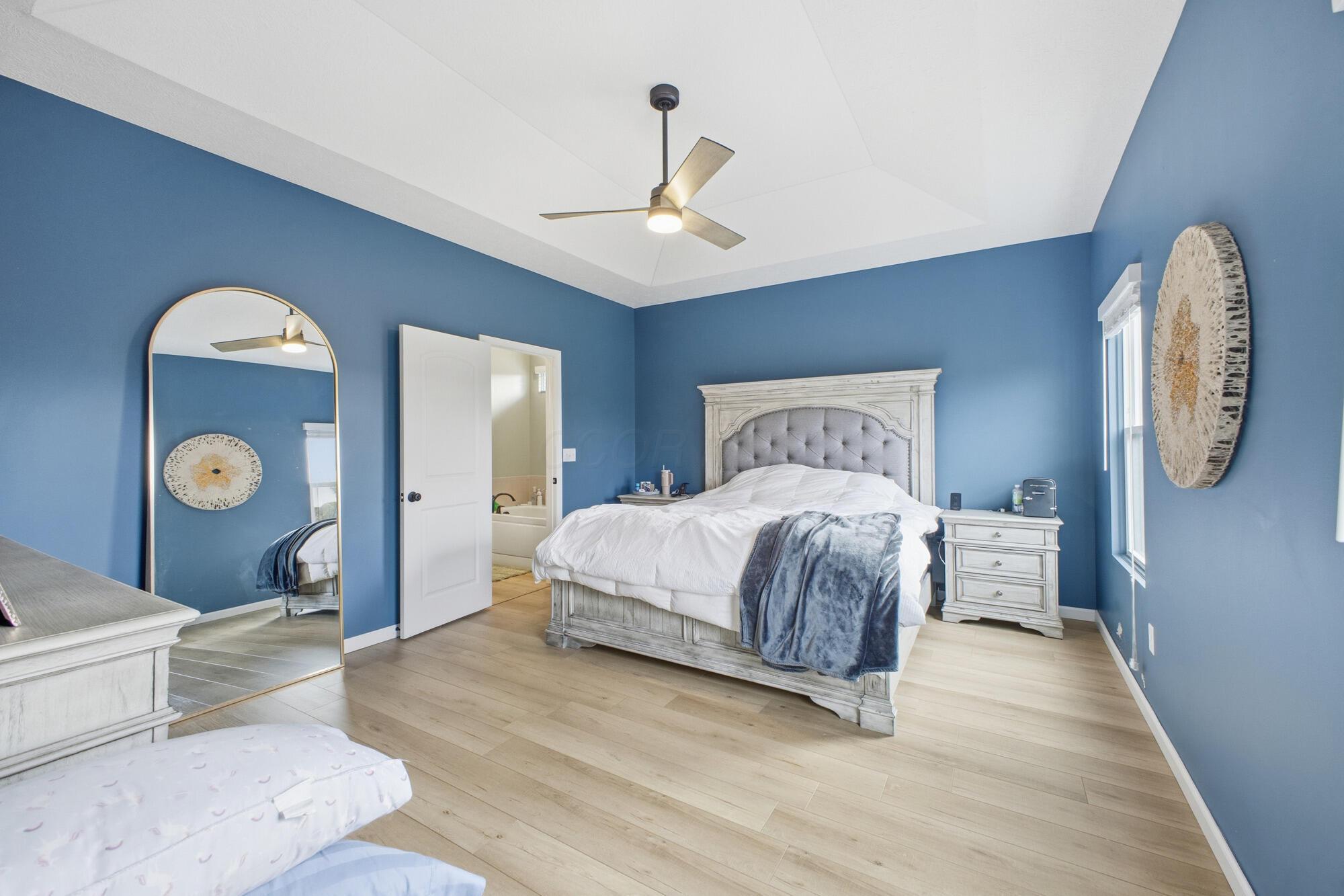 8197 Narrow Leaf Drive