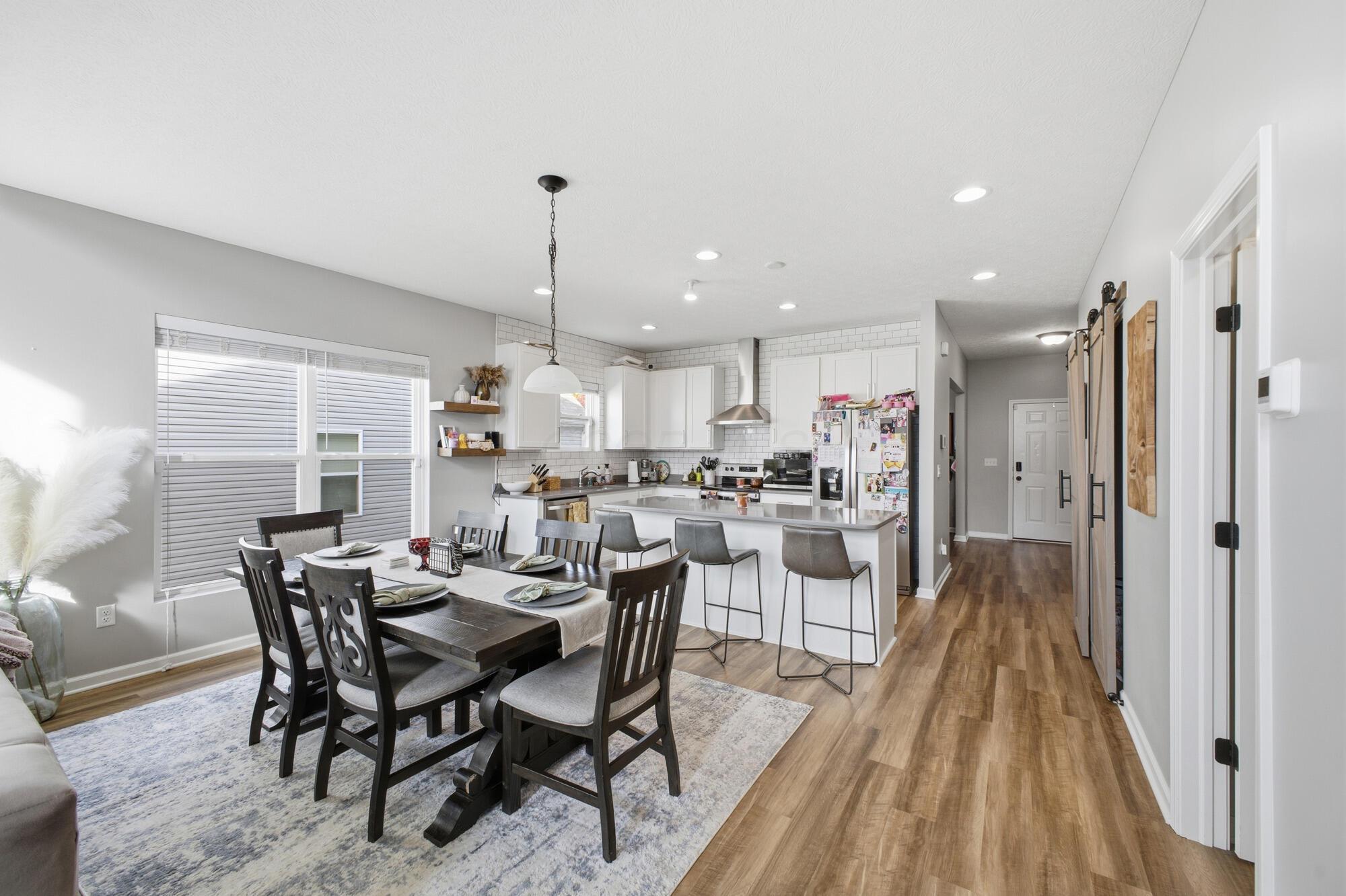 8197 Narrow Leaf Drive