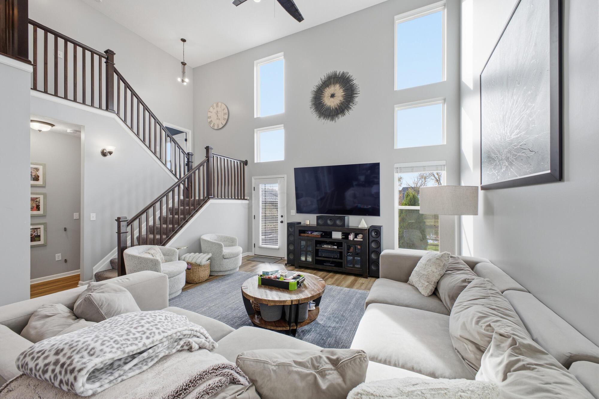 8197 Narrow Leaf Drive