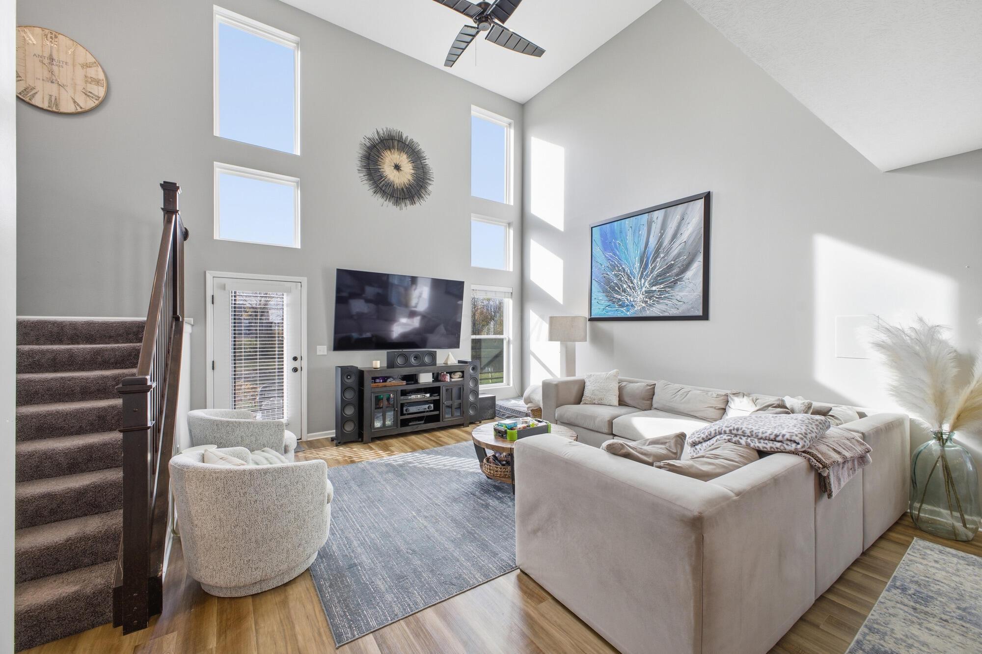 8197 Narrow Leaf Drive