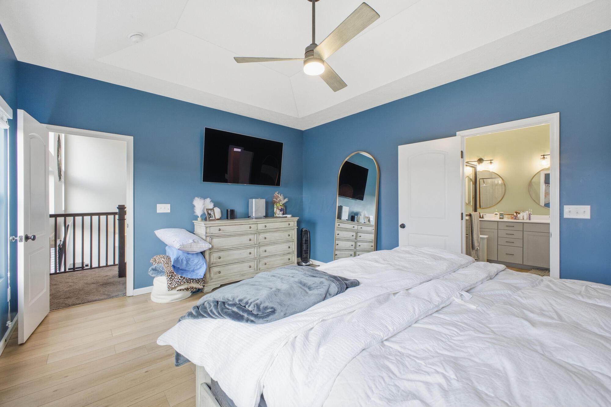 8197 Narrow Leaf Drive