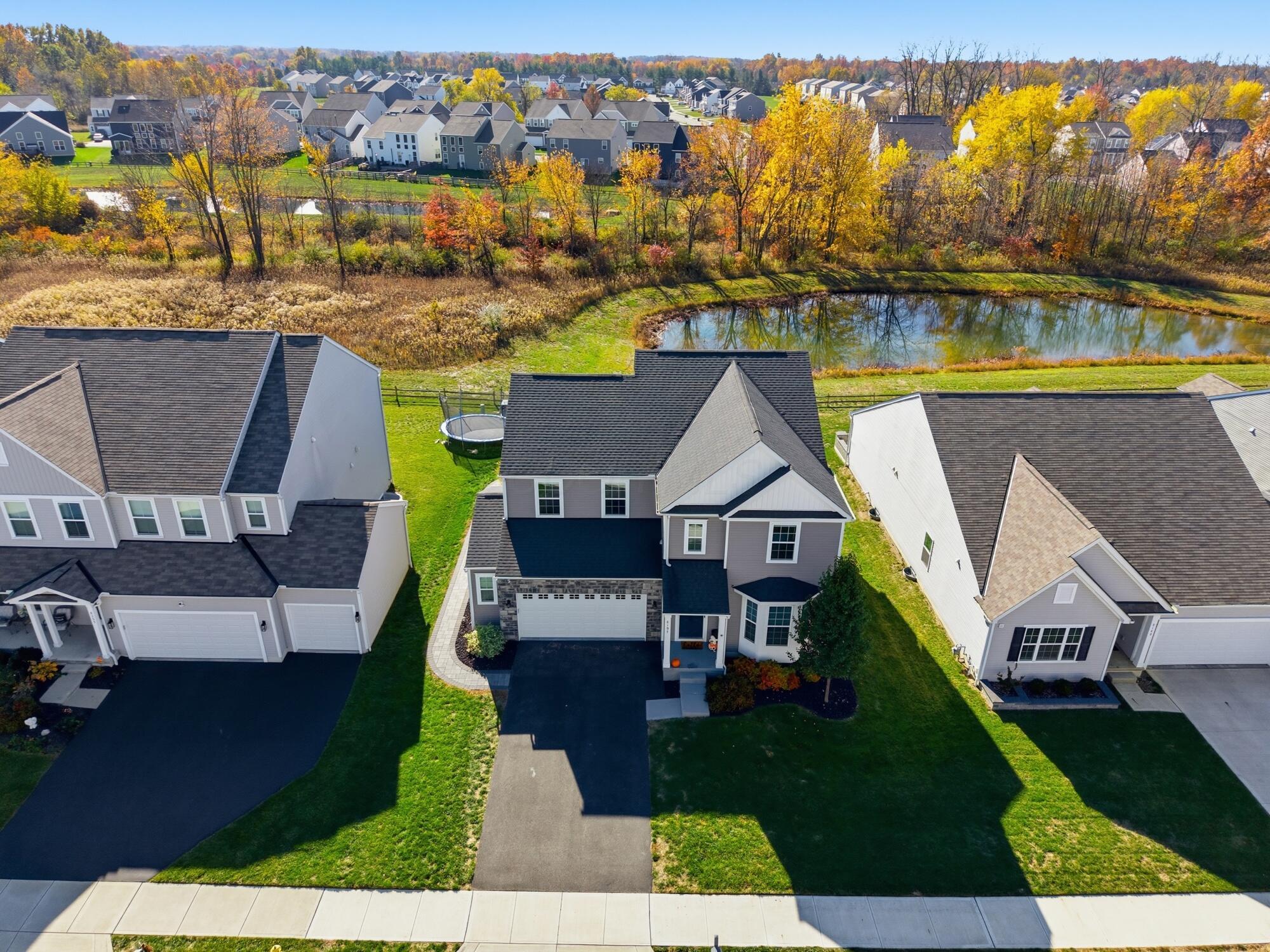 8197 Narrow Leaf Drive