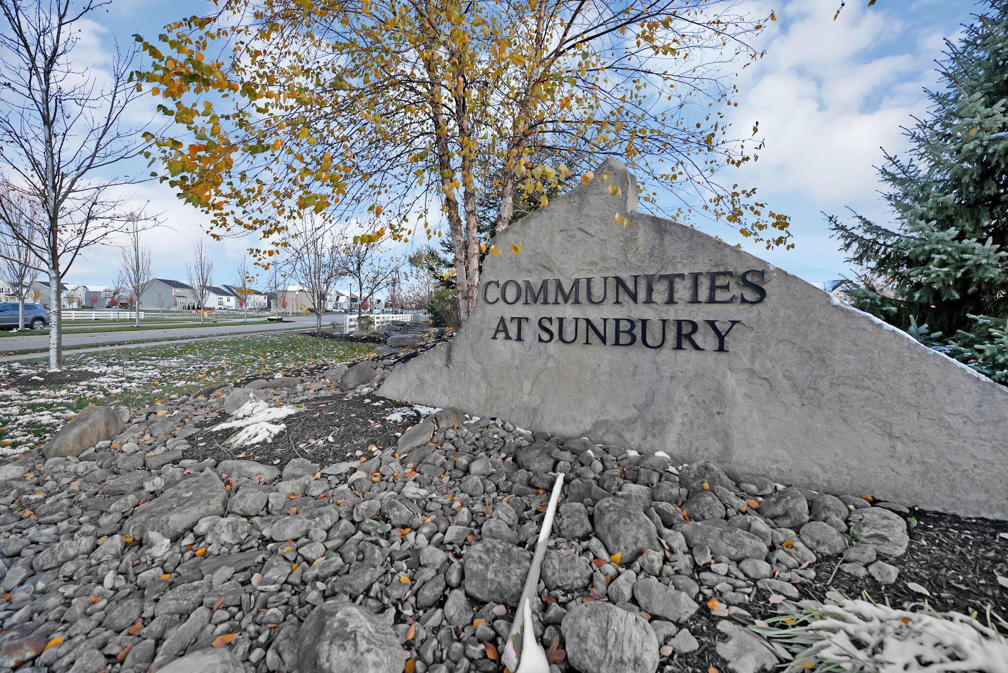 1273 Sunbury Meadows Drive