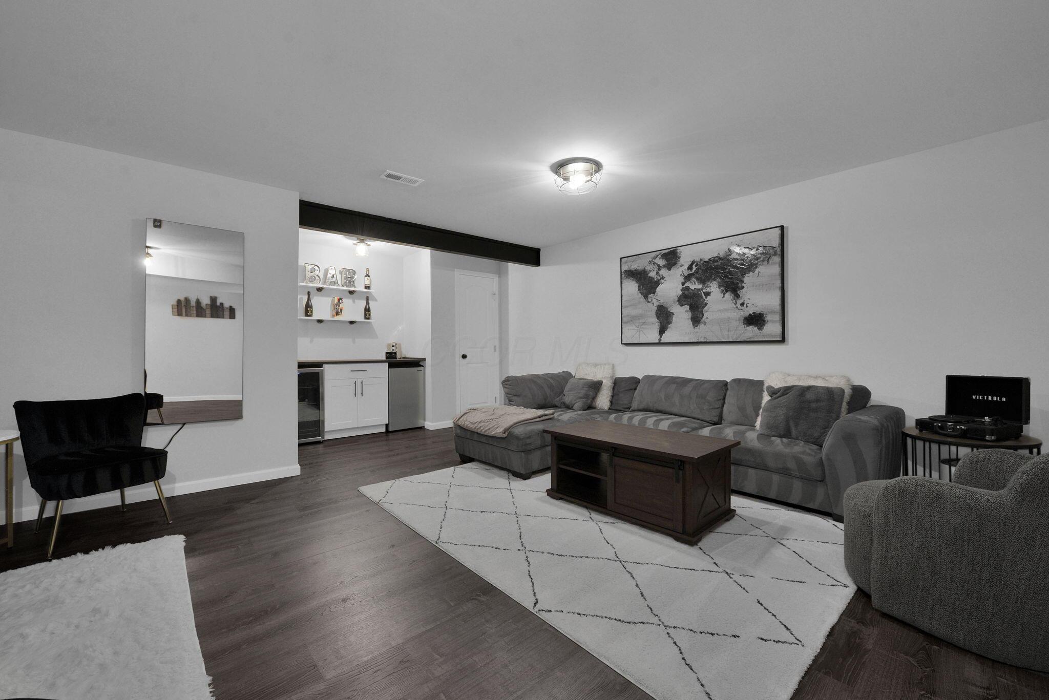 1273 Sunbury Meadows Drive