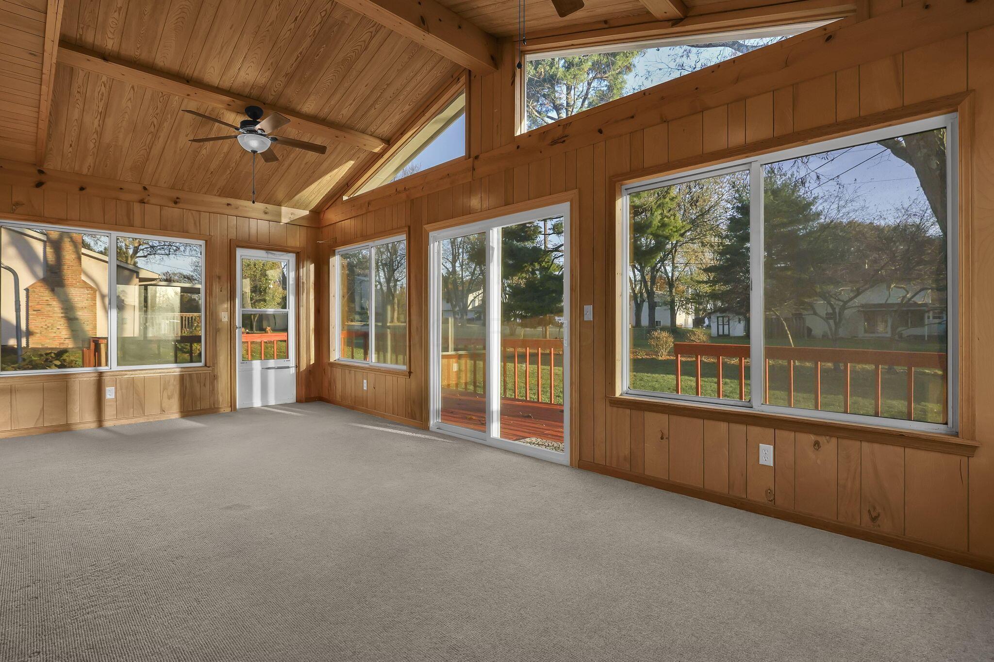 9685 Grandview Avenue