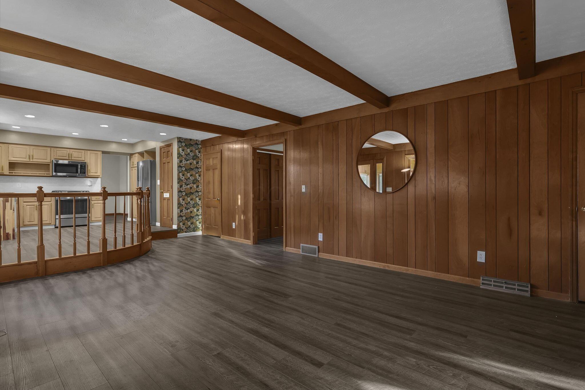 9685 Grandview Avenue