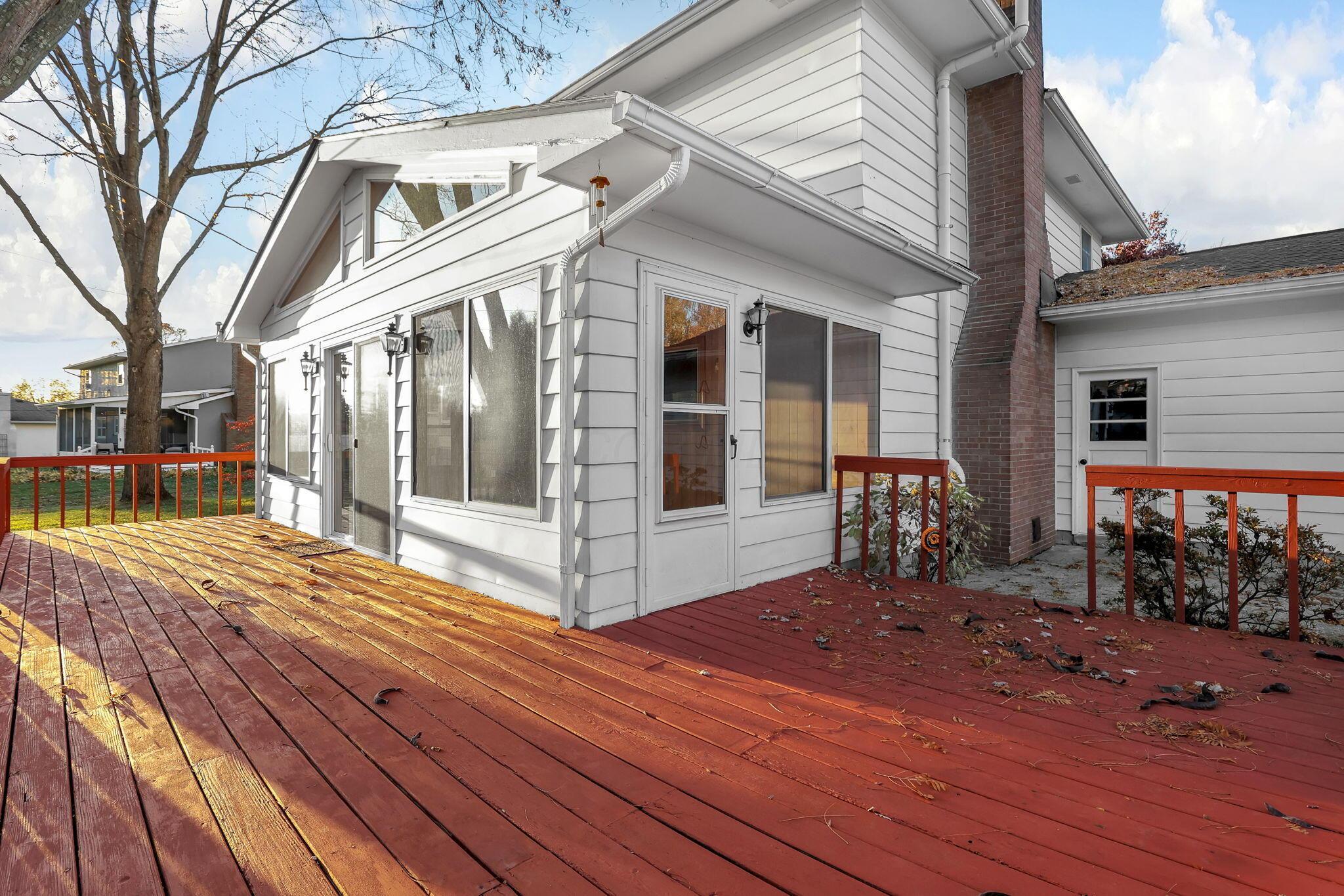 9685 Grandview Avenue