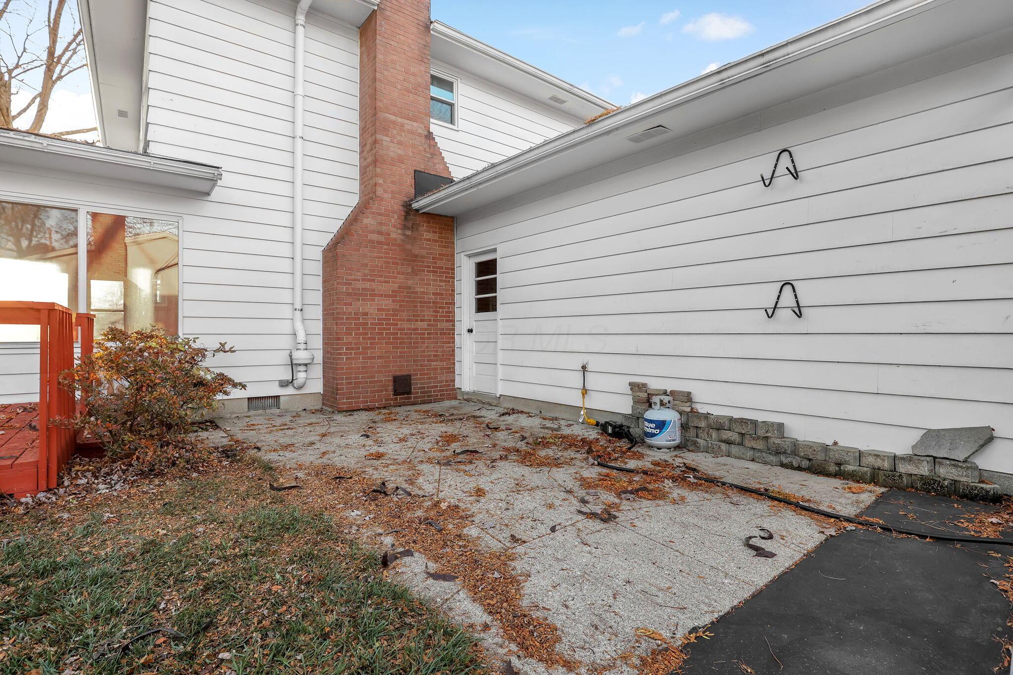 9685 Grandview Avenue