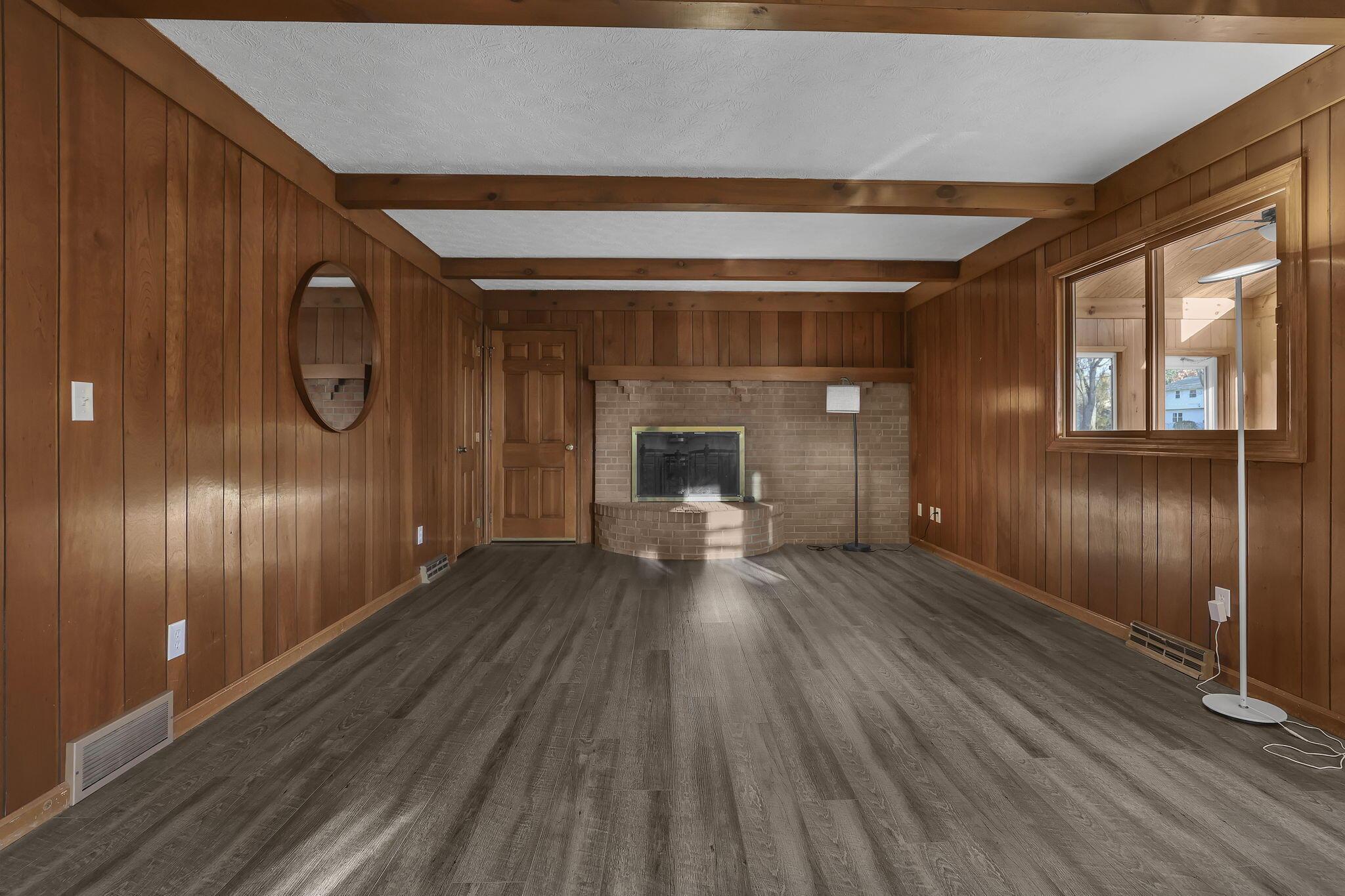 9685 Grandview Avenue