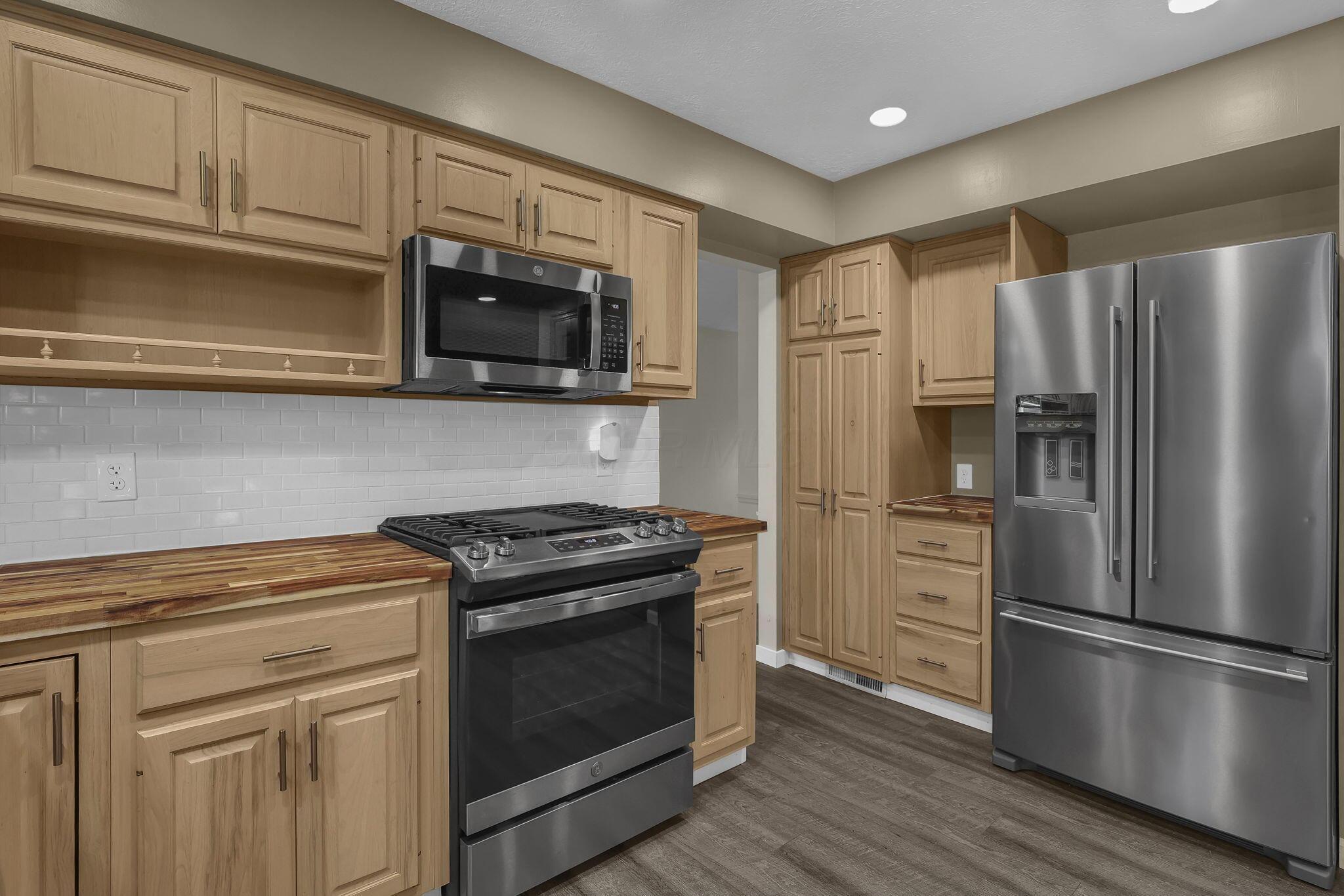 9685 Grandview Avenue