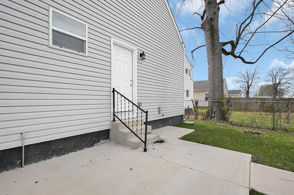 546 Stambaugh Avenue