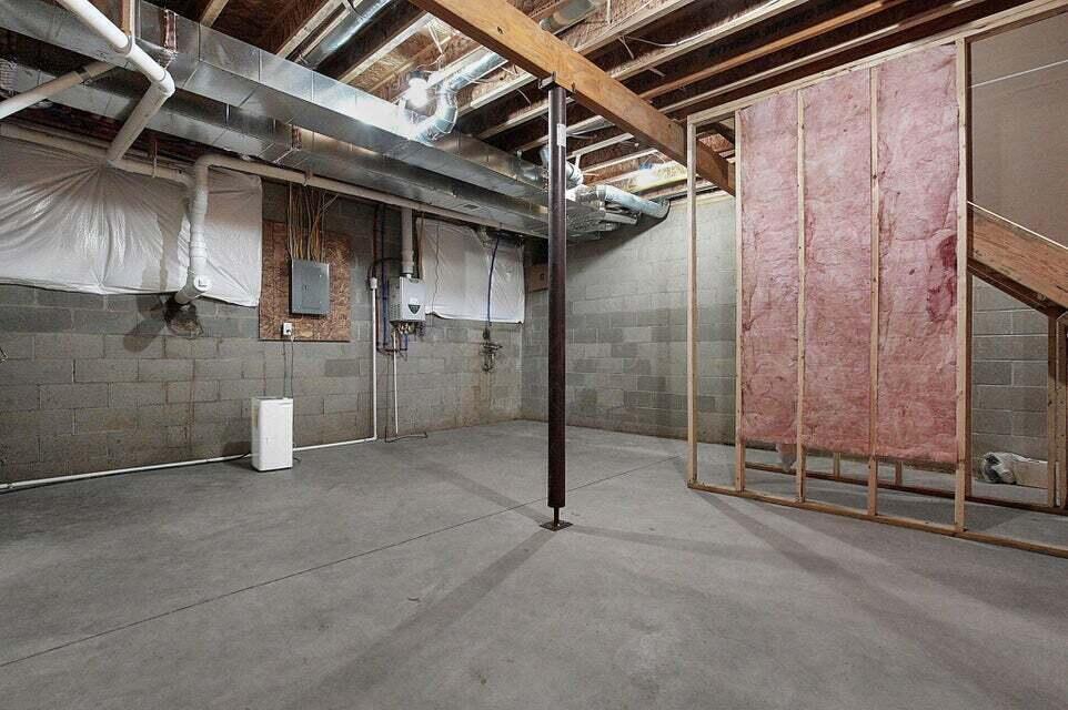 546 Stambaugh Avenue