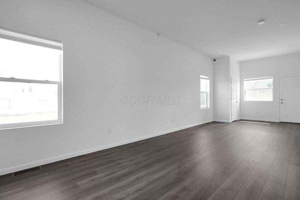 546 Stambaugh Avenue