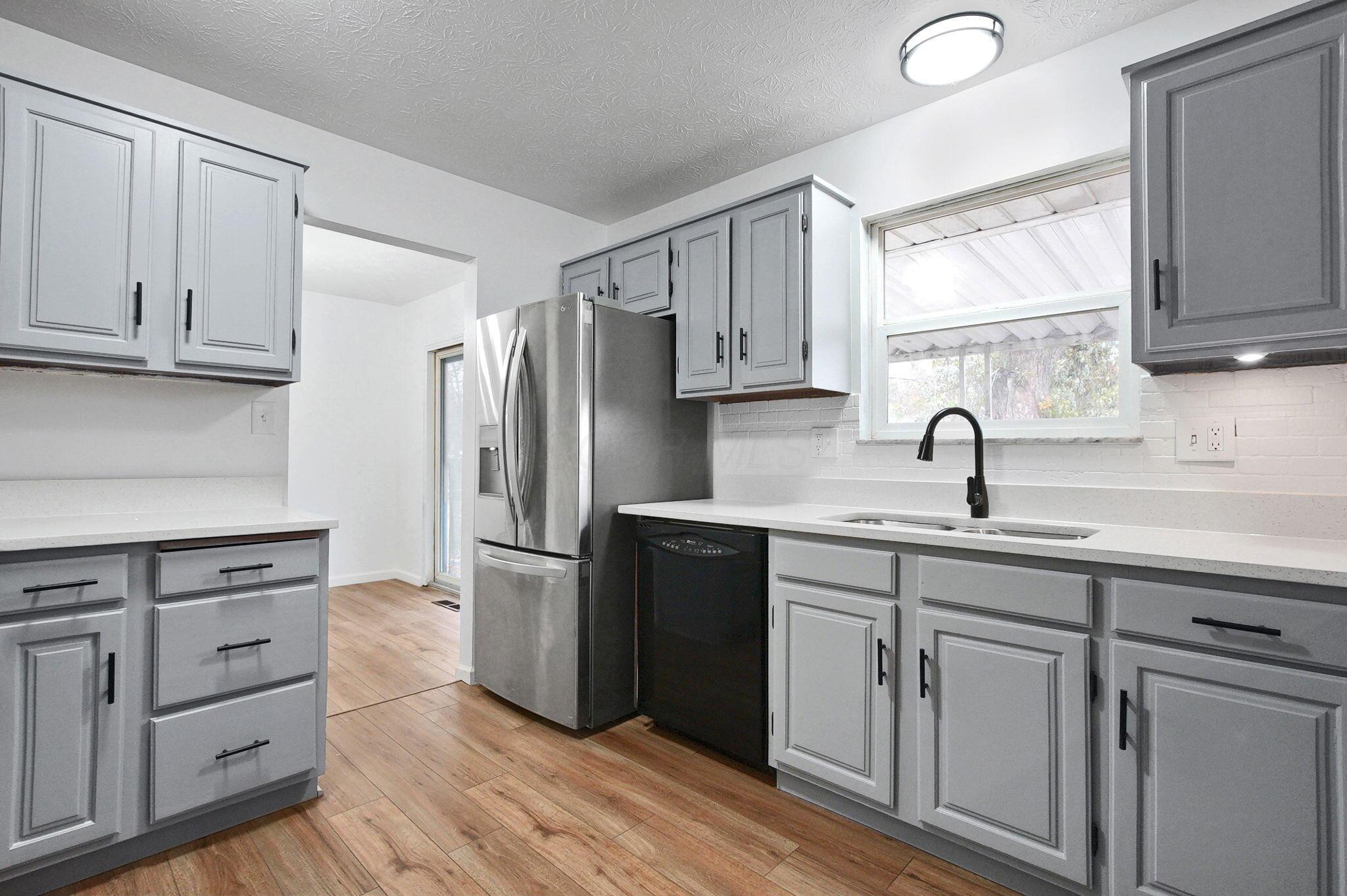 5323 S Sundale Place