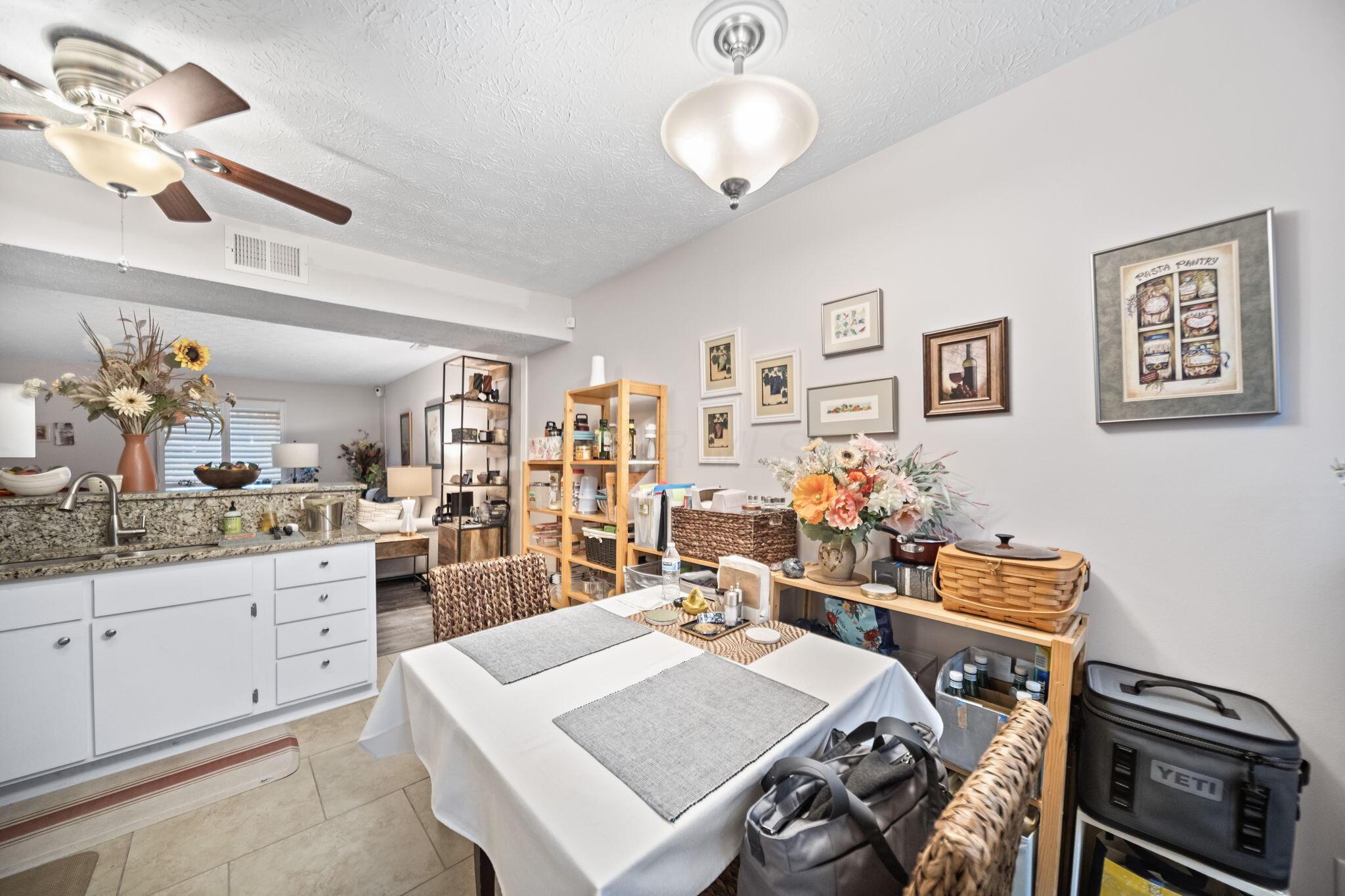 3245 Summertime Court, 21 21