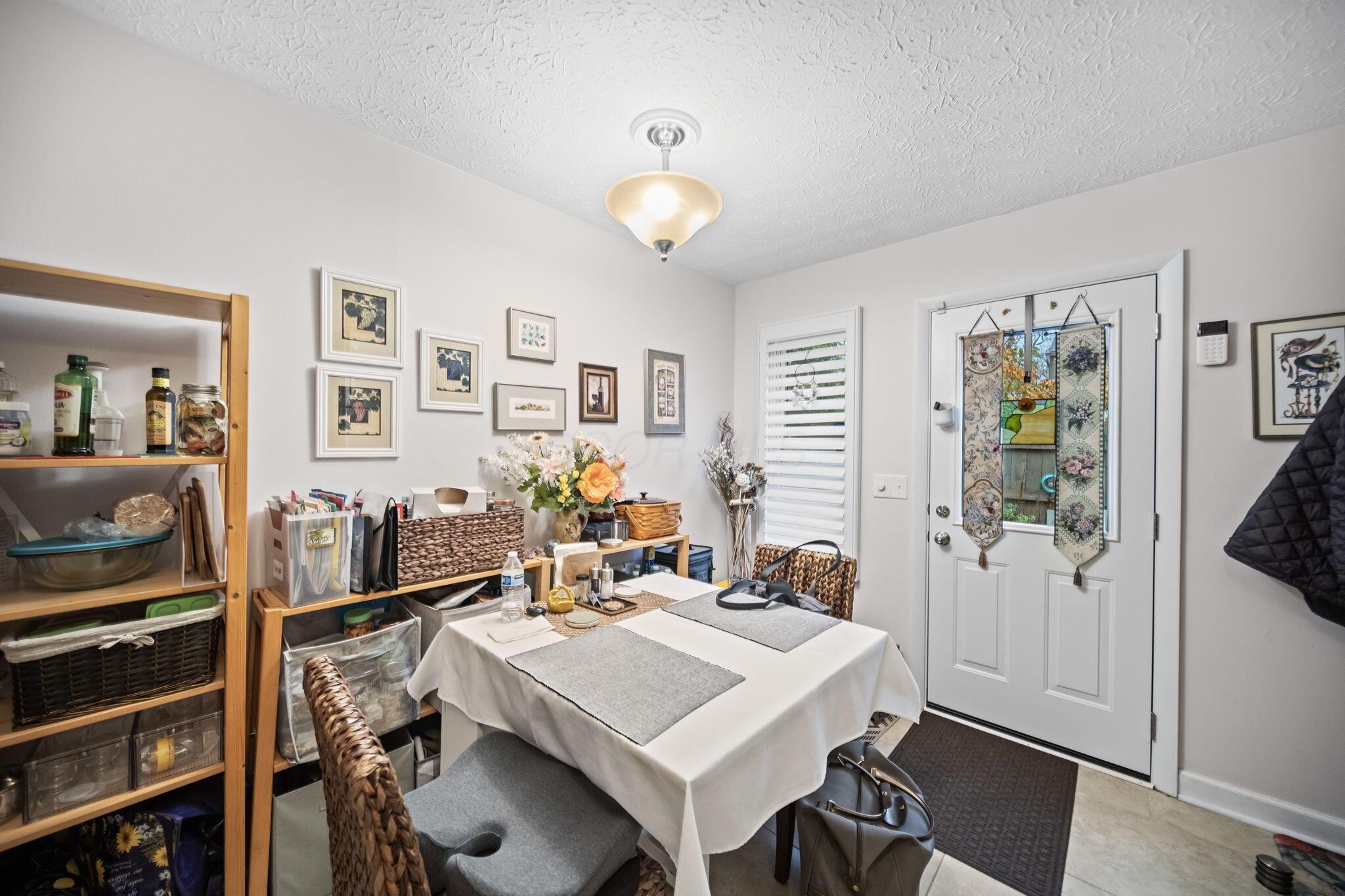 3245 Summertime Court, 21 21