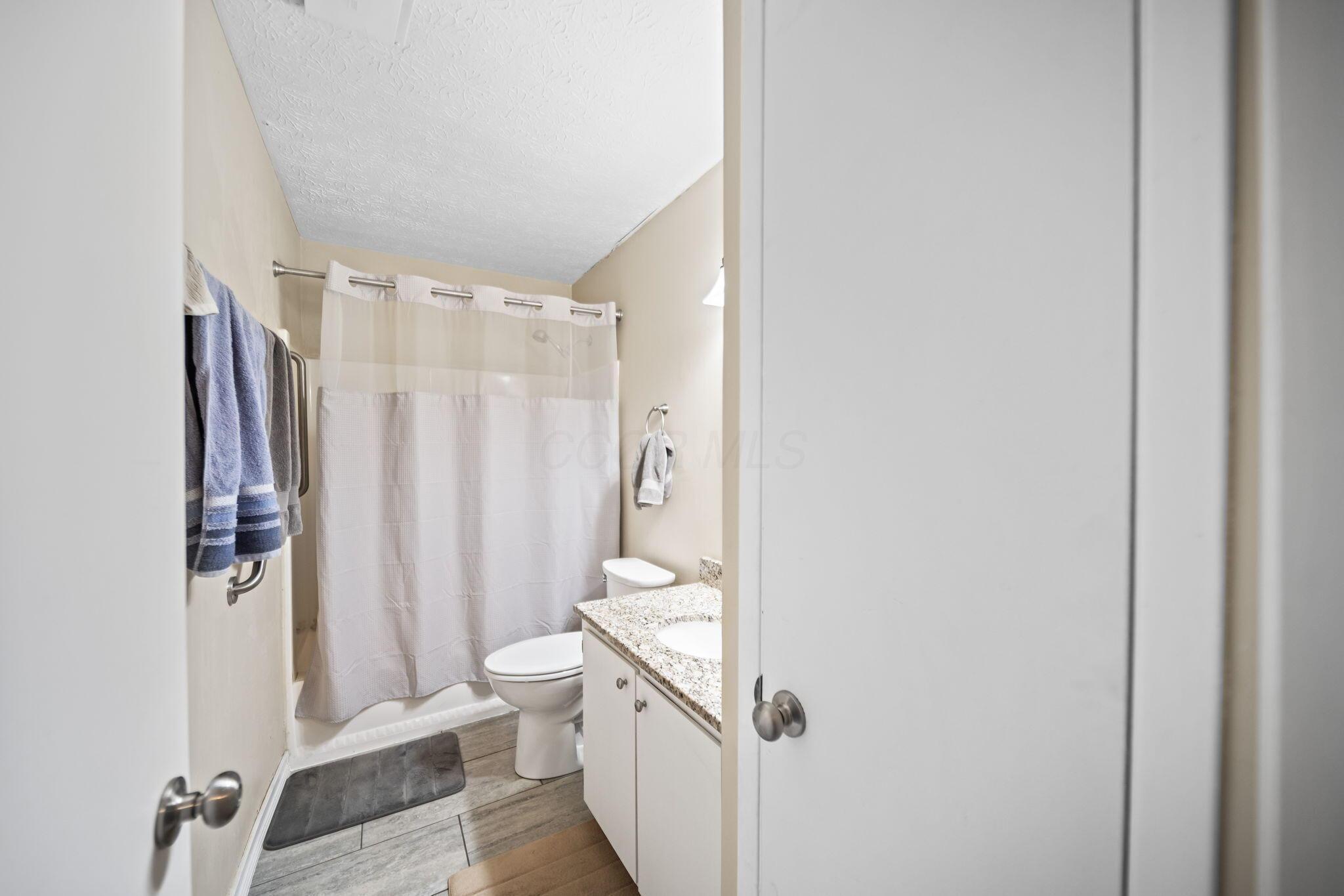 3245 Summertime Court, 21 21