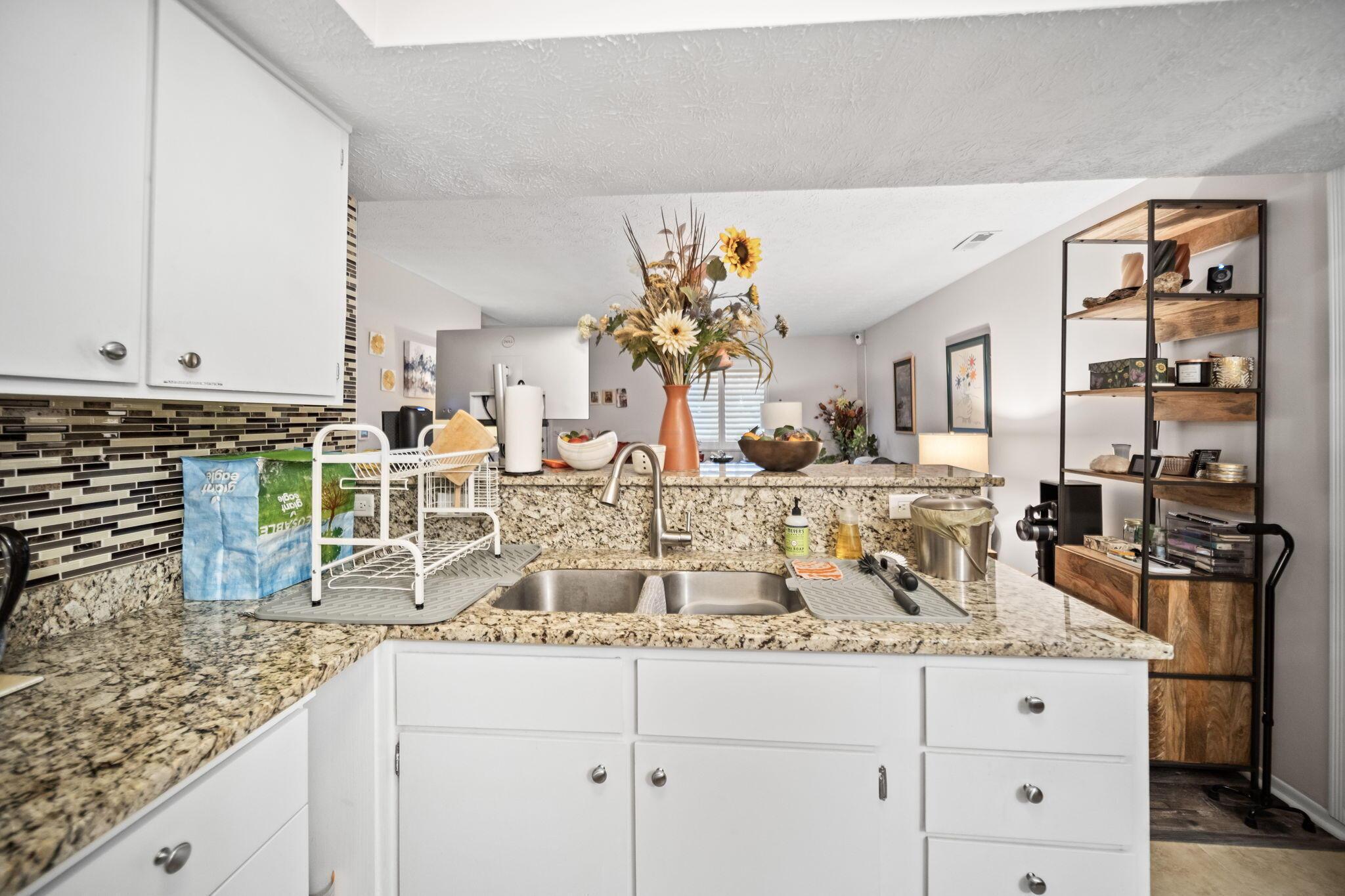 3245 Summertime Court, 21 21