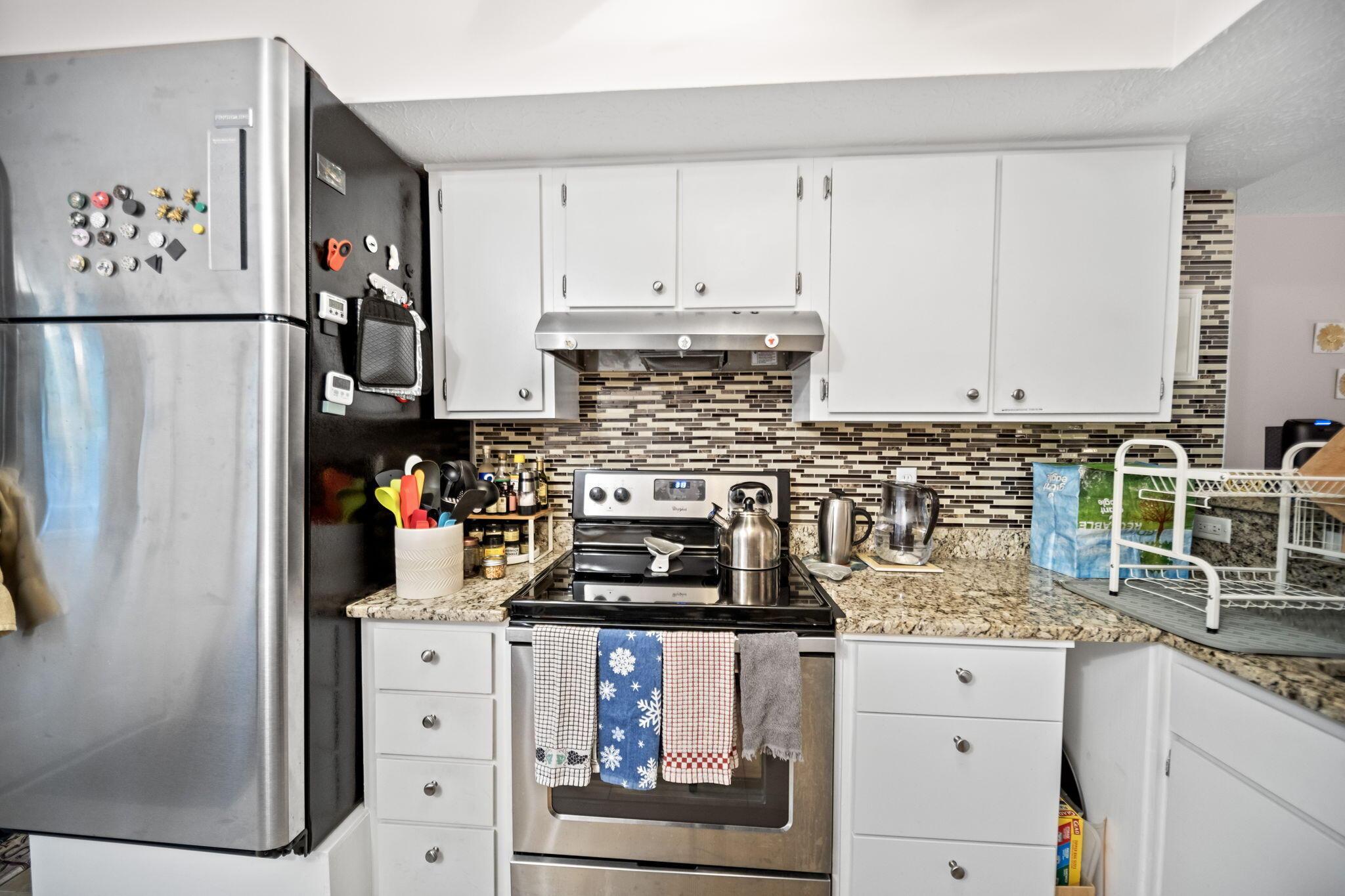 3245 Summertime Court, 21 21