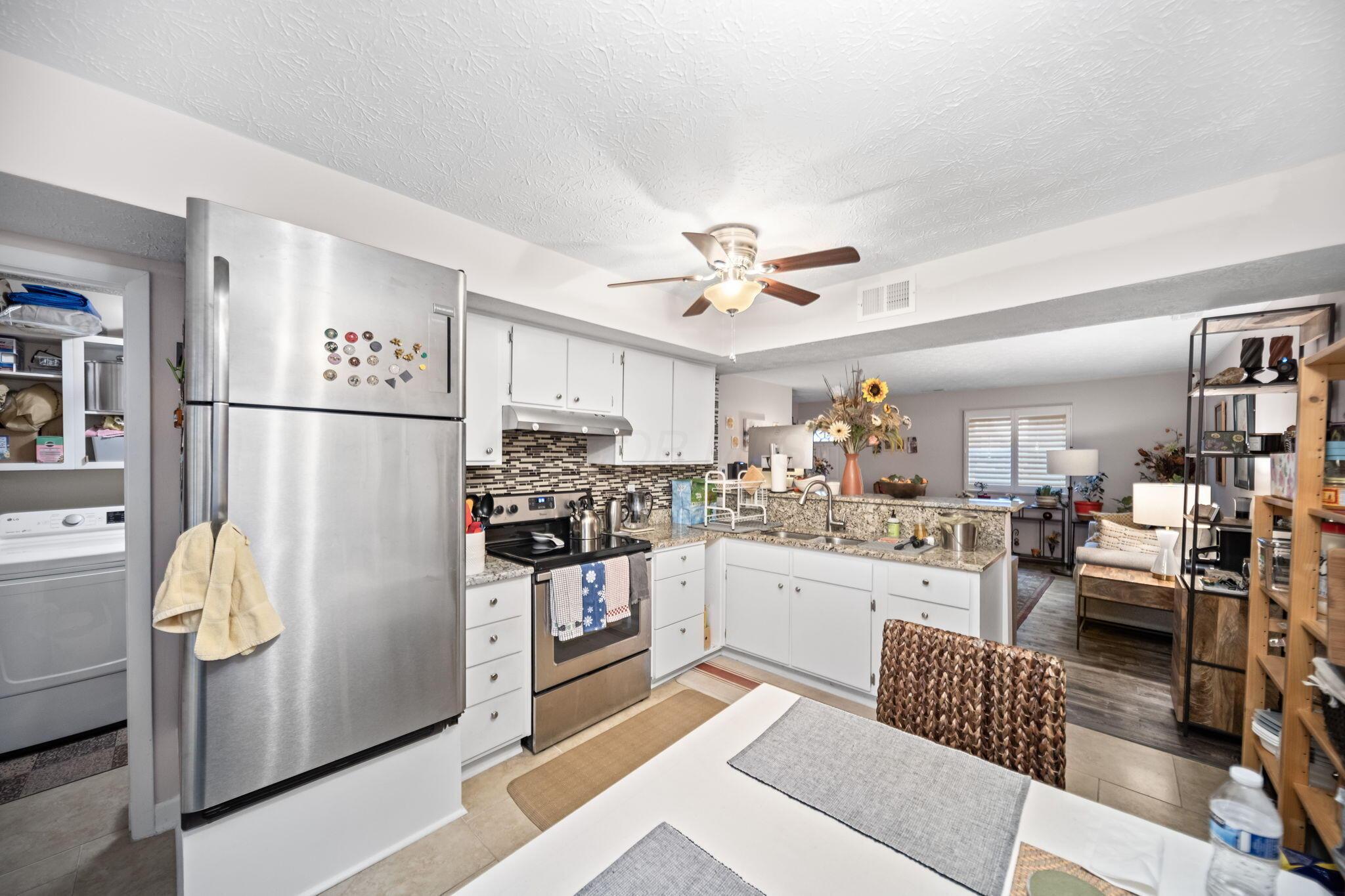 3245 Summertime Court, 21 21