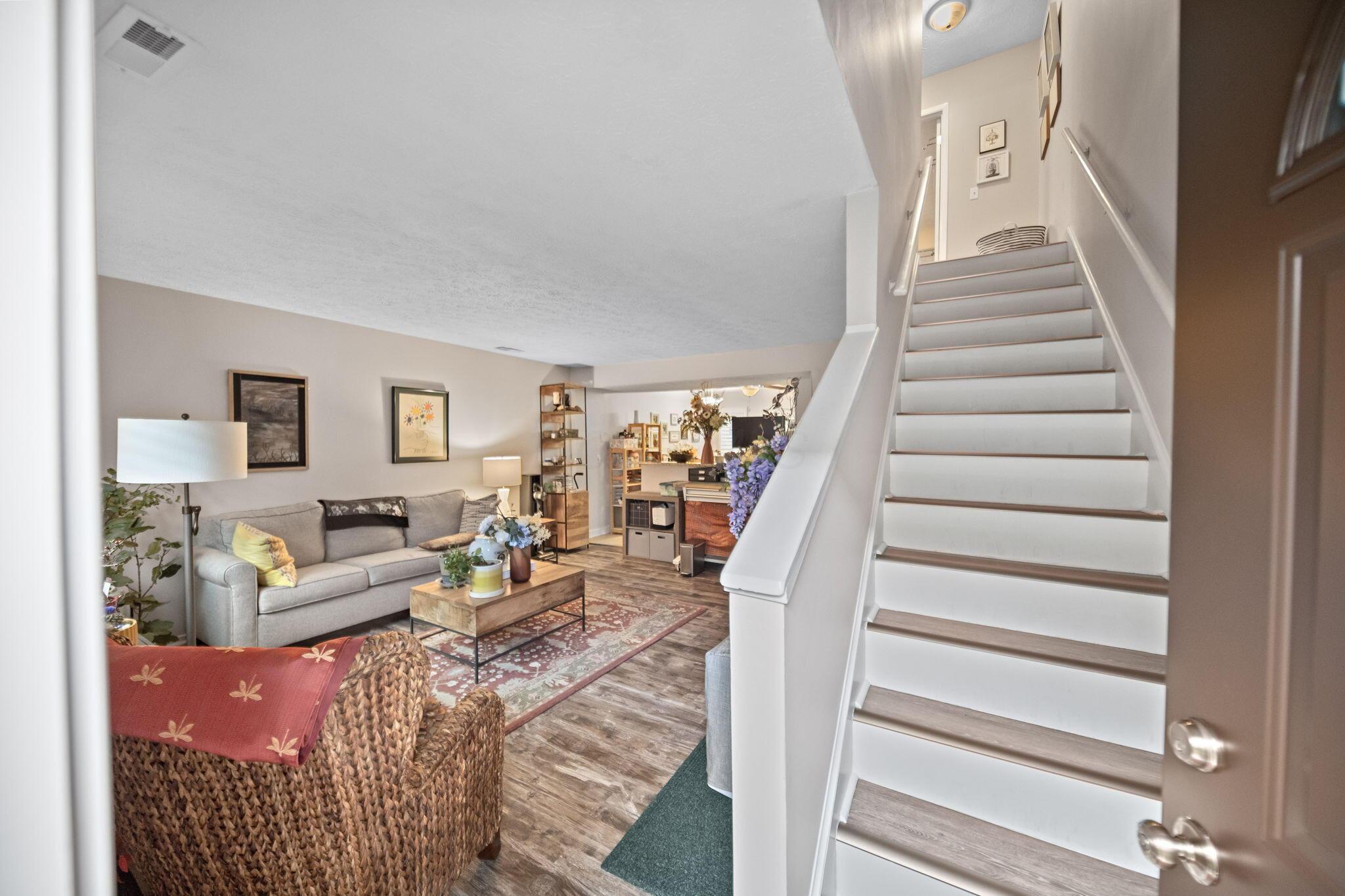 3245 Summertime Court, 21 21