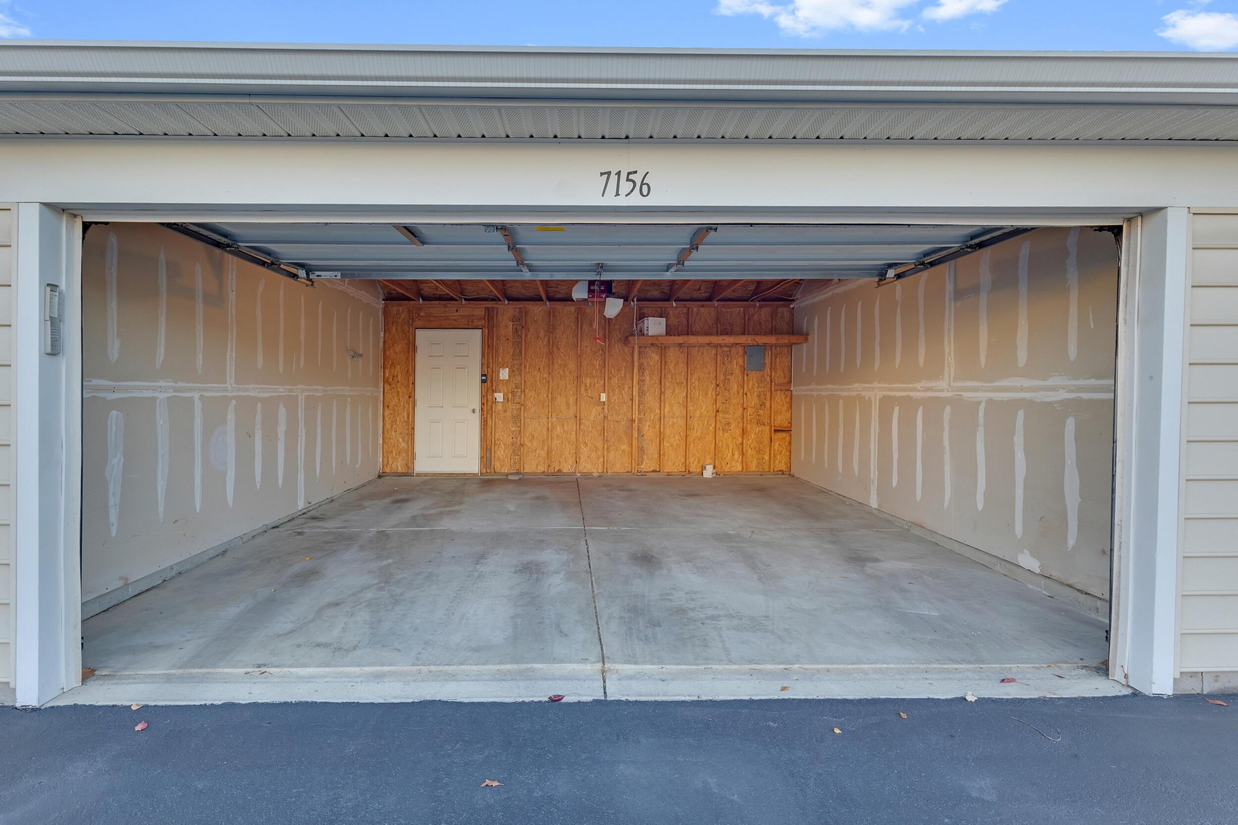 7156 W West Campus Road, 28 28