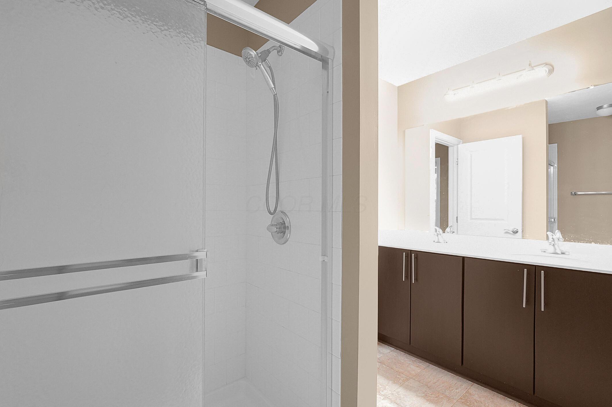 5527 Albany Terrace Way