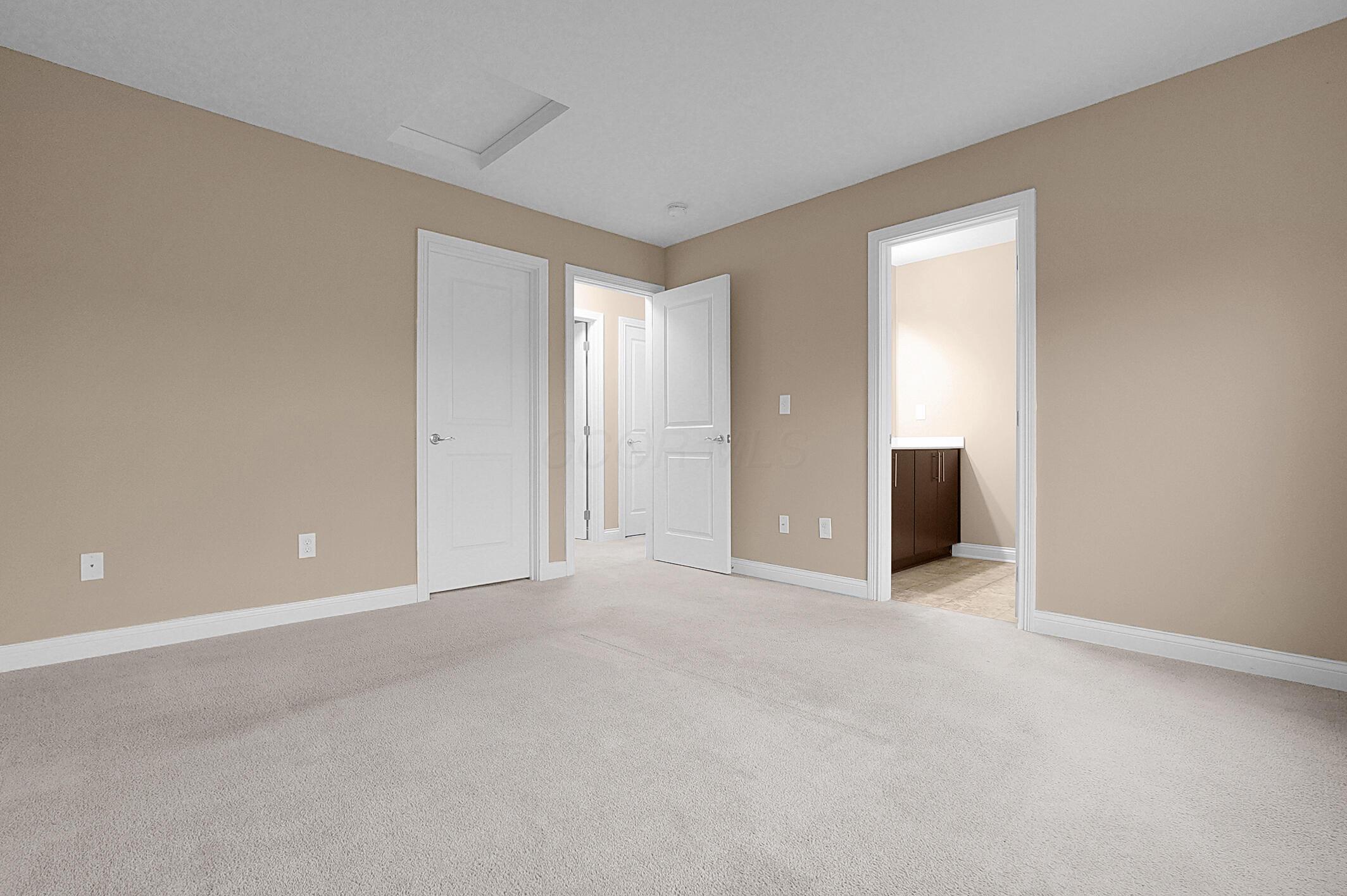 5527 Albany Terrace Way