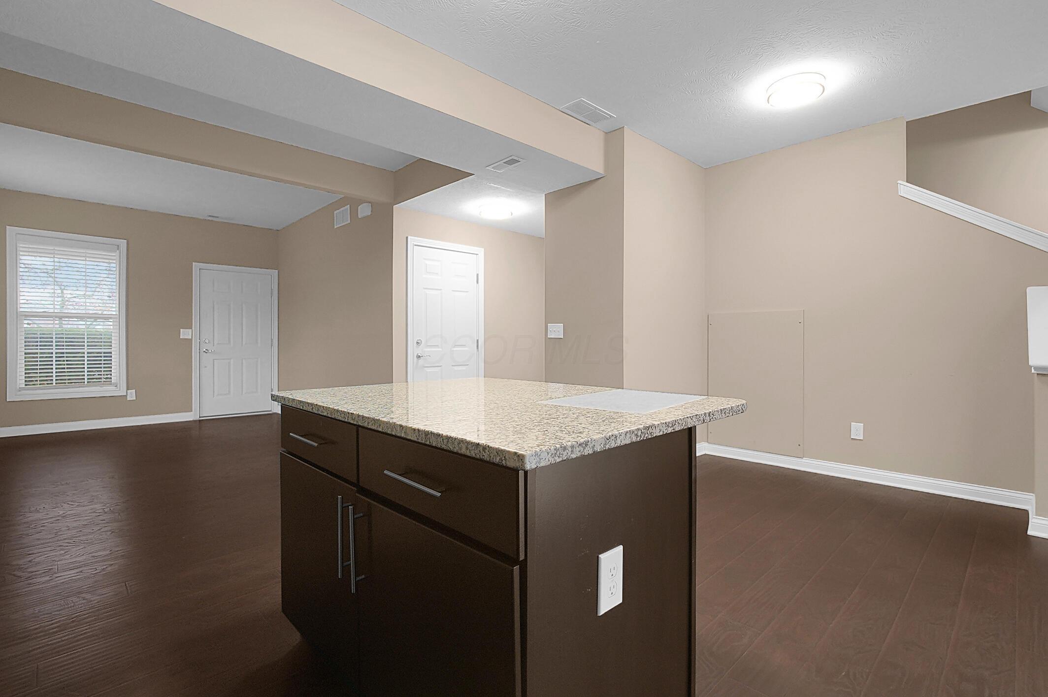 5527 Albany Terrace Way