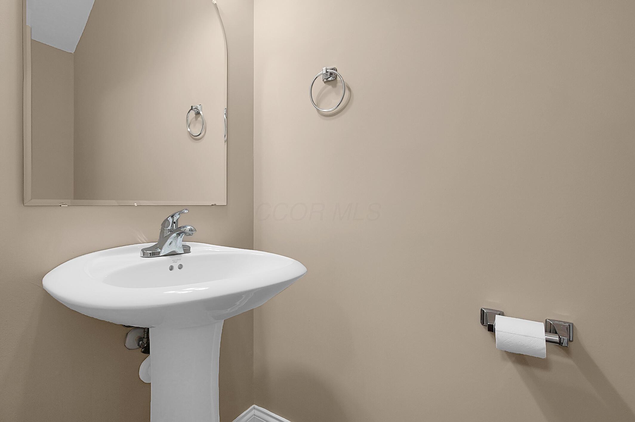 5527 Albany Terrace Way