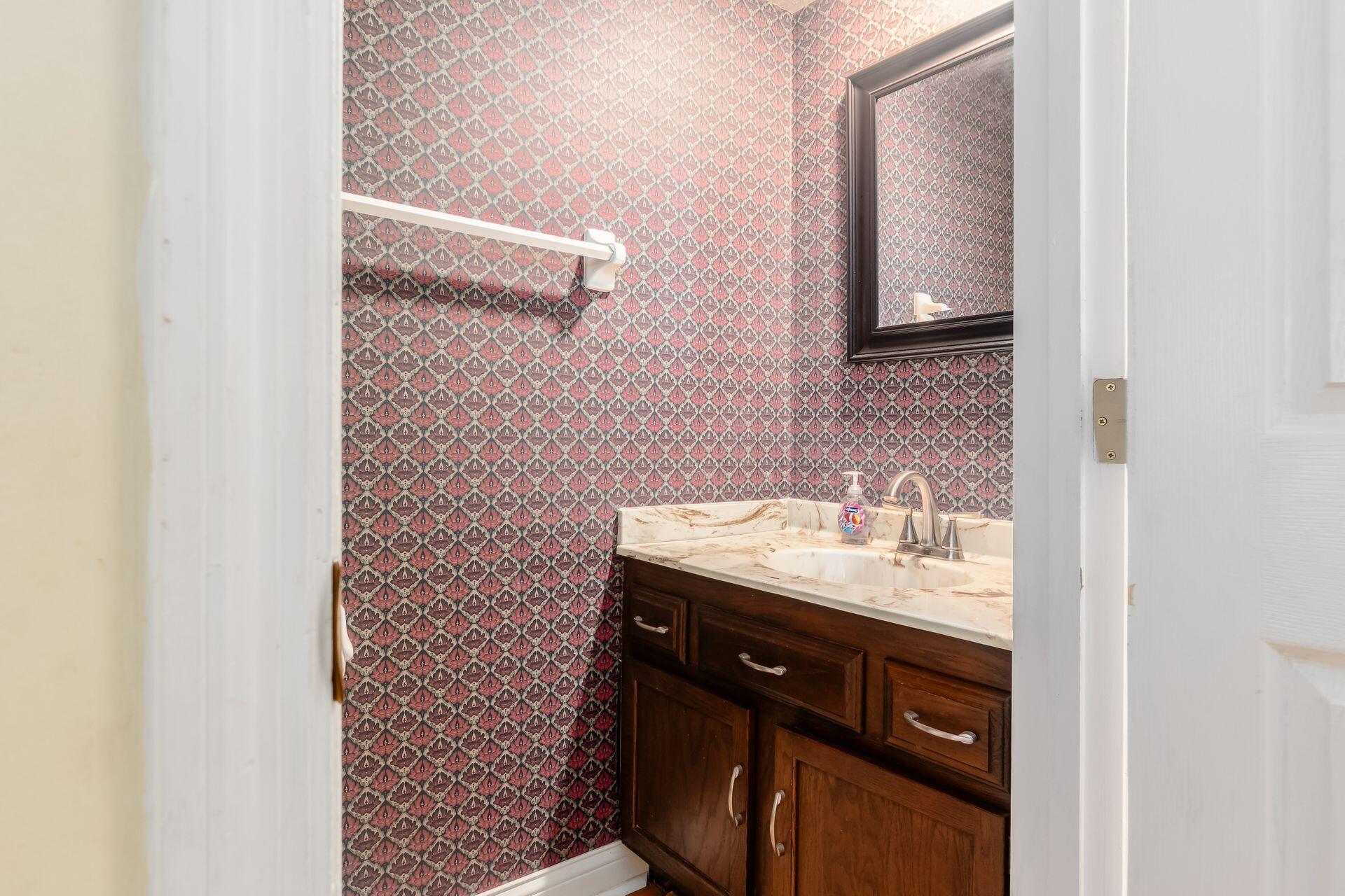 804 Riva Ridge Boulevard