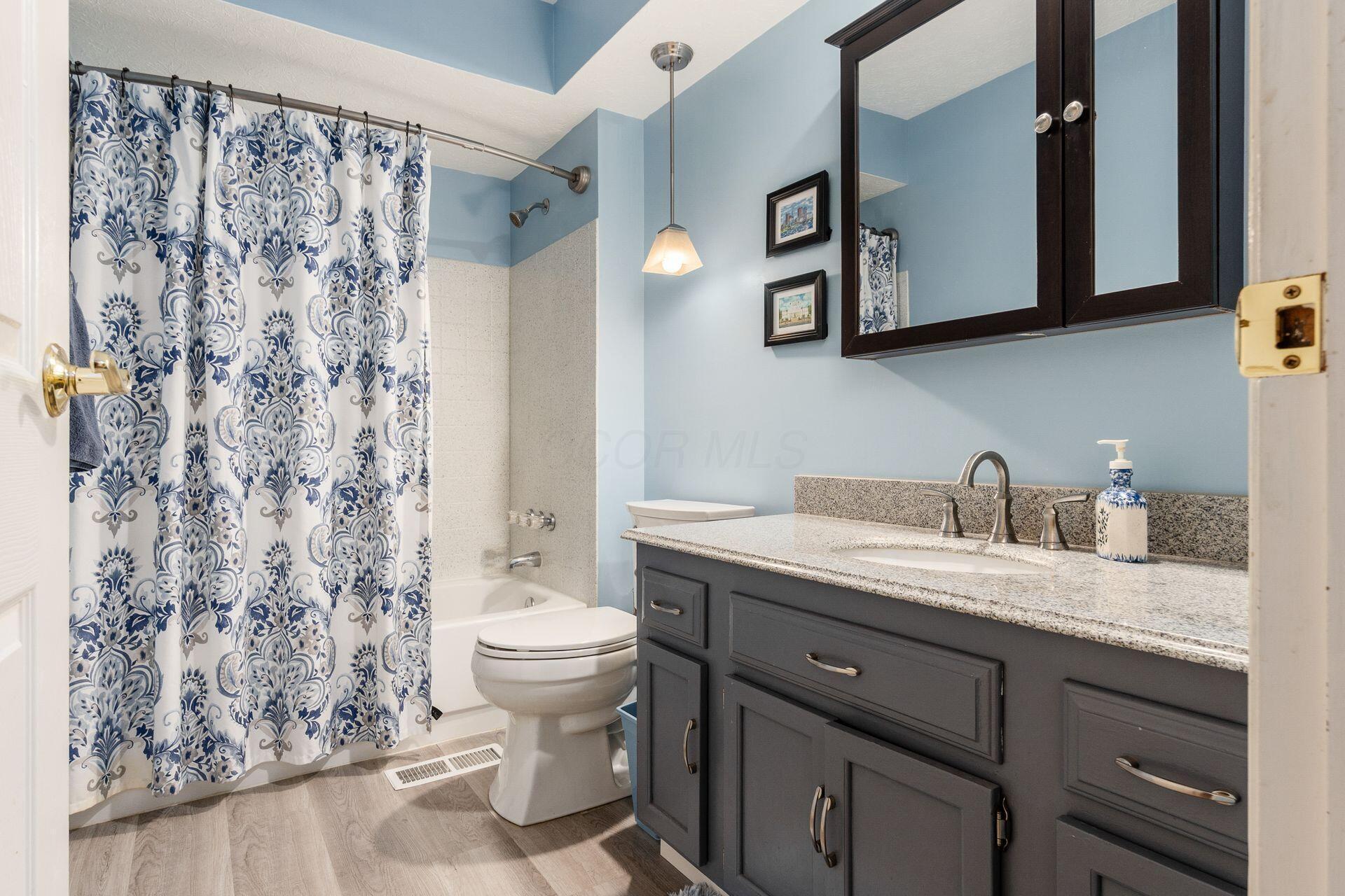 804 Riva Ridge Boulevard