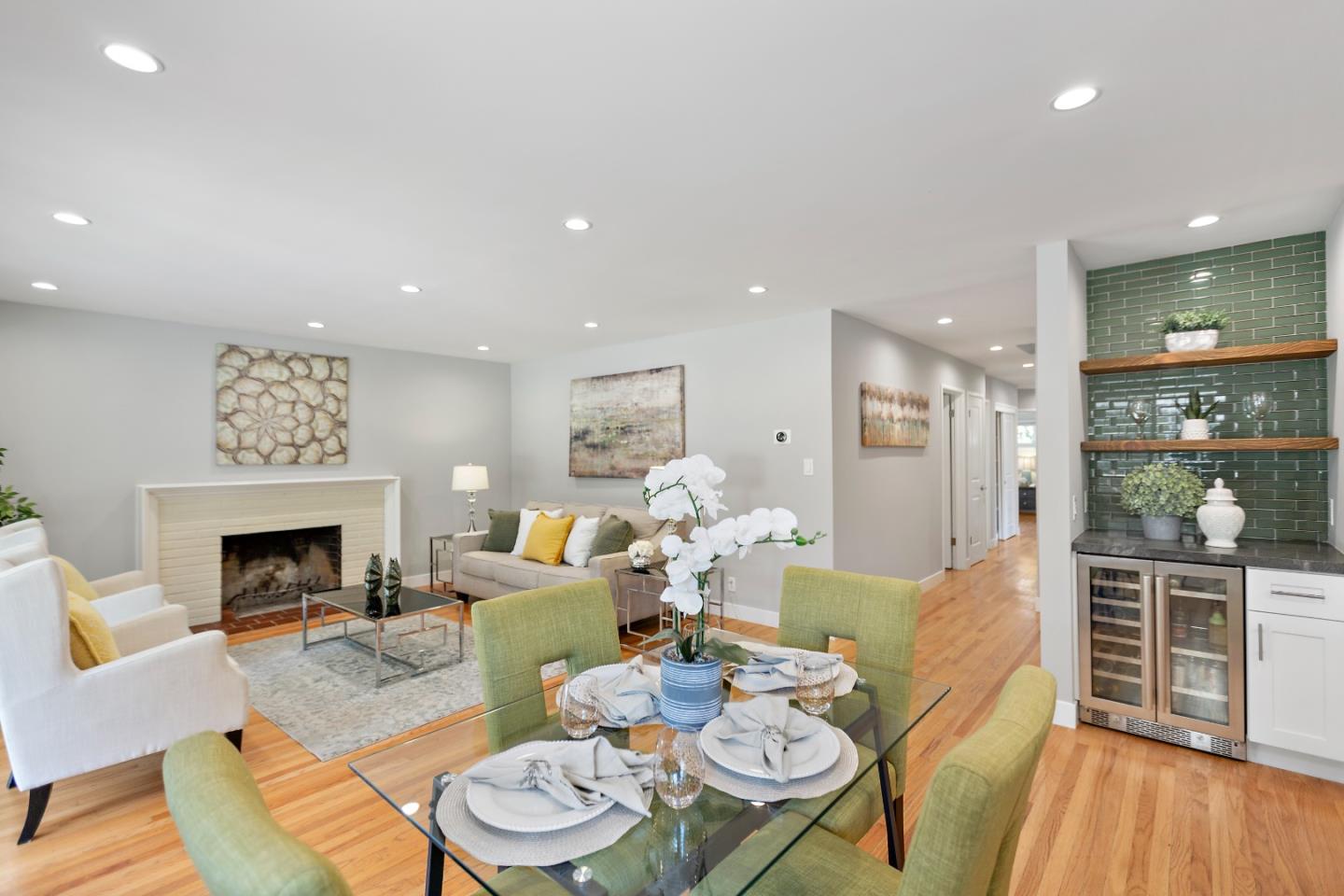 1413 Bedford AVE