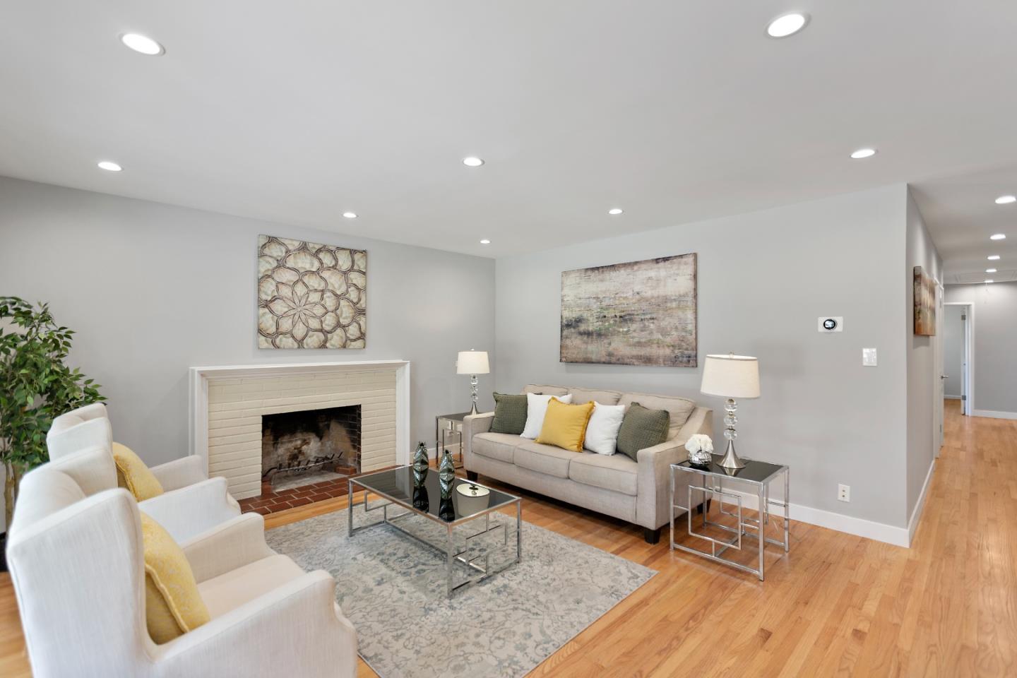 1413 Bedford AVE