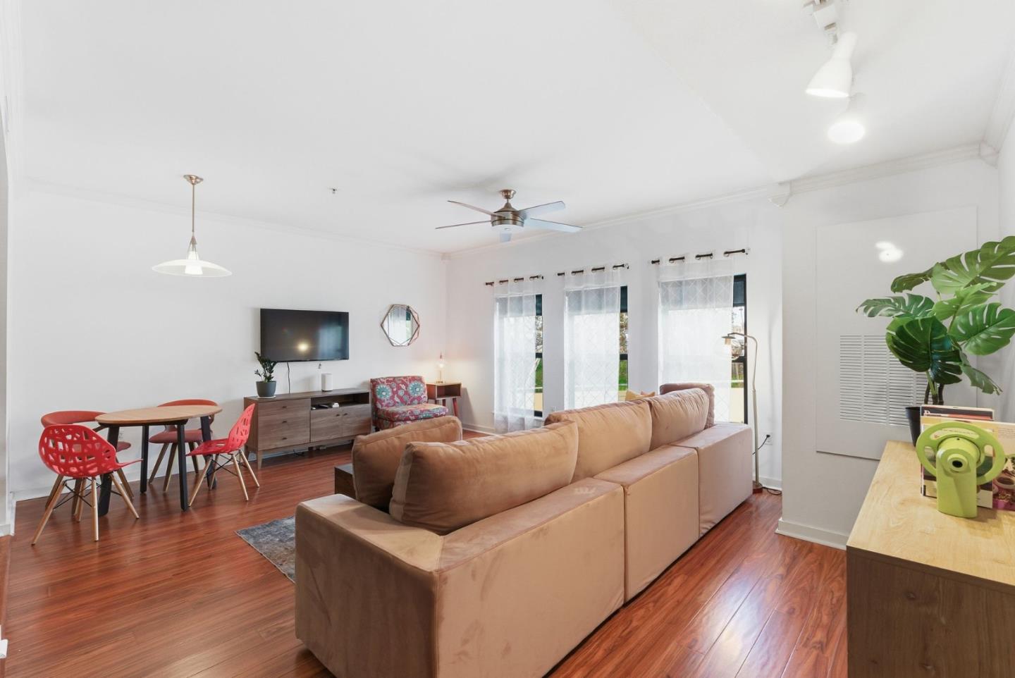 125 Patterson Street 221