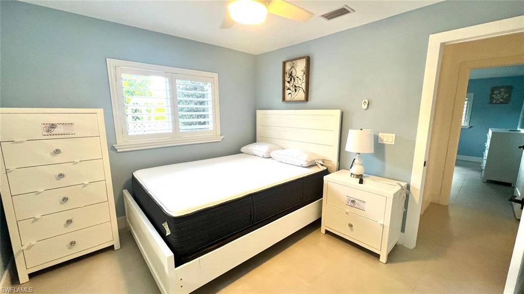 4836 Napoli DR