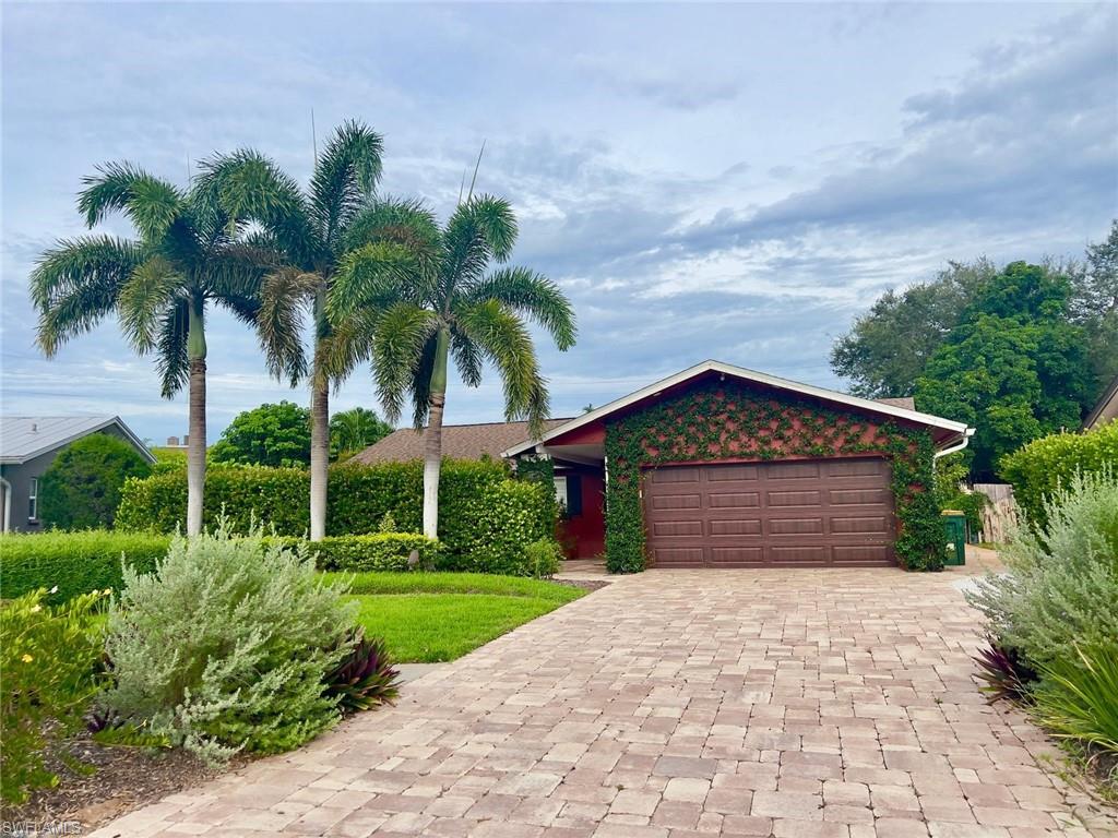 4836 Napoli DR
