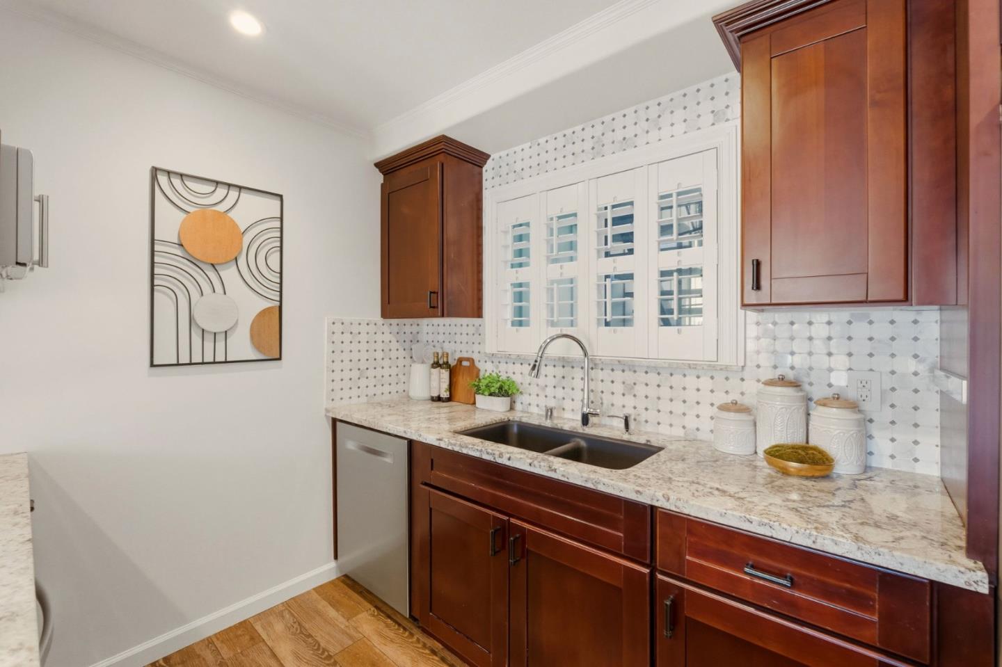 104 East Middlefield Road B