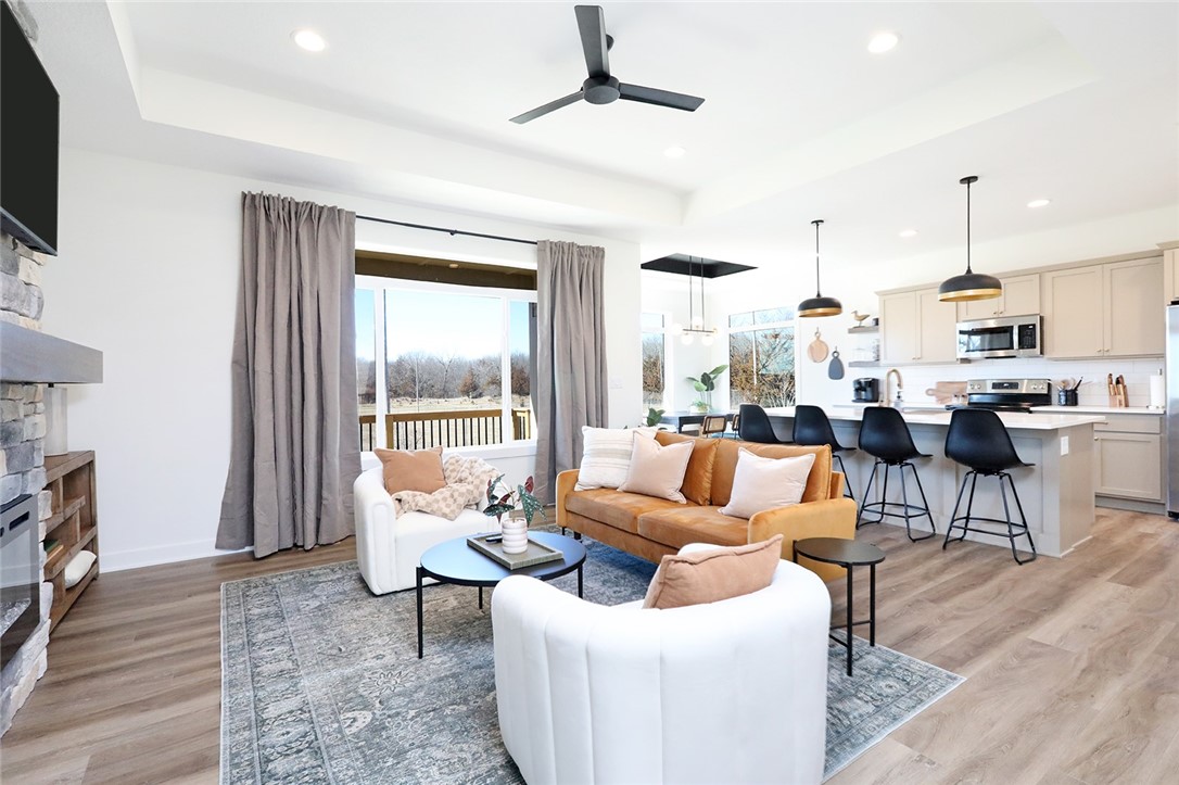 950 Pelican Drive
