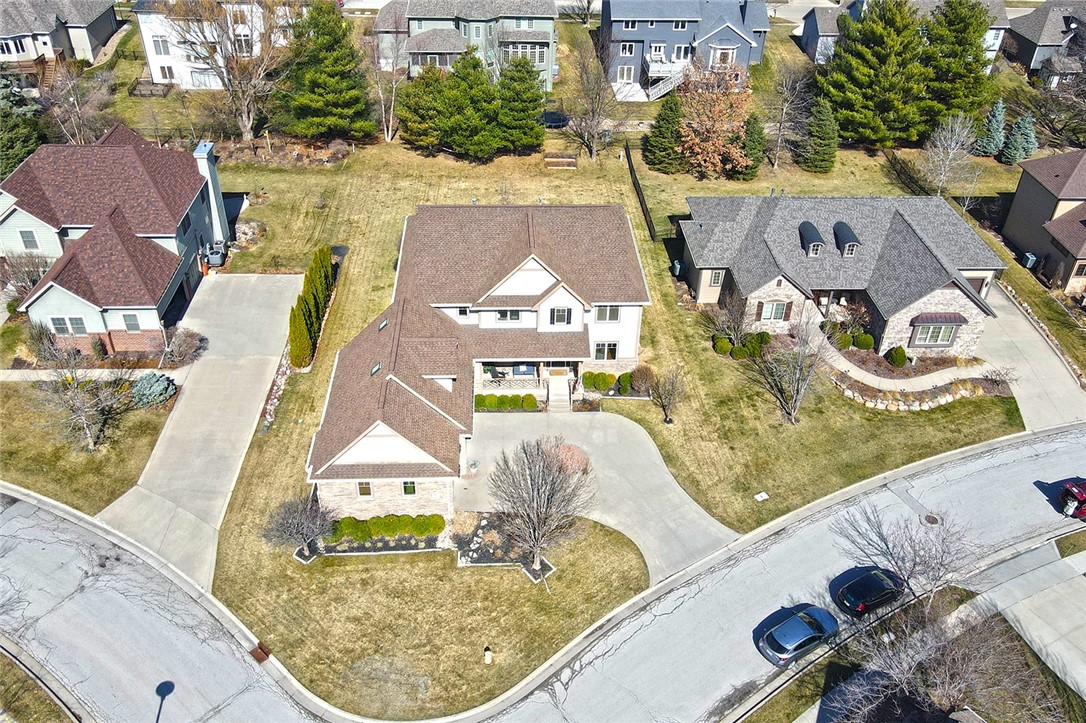 5825 Fairway Drive