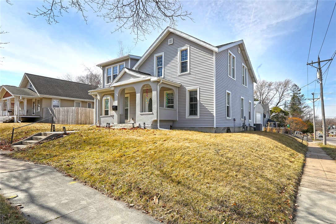 327 Boone Street